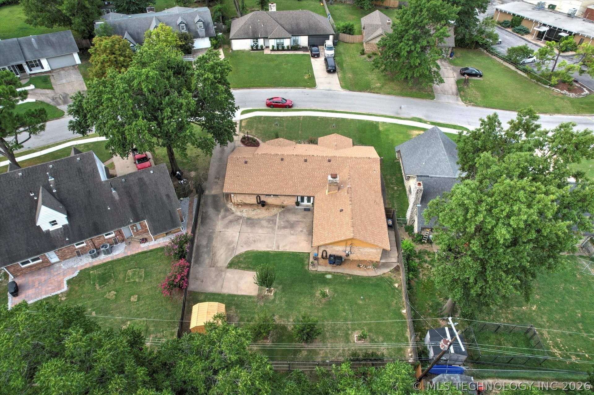 2607841 Property Photo 40
