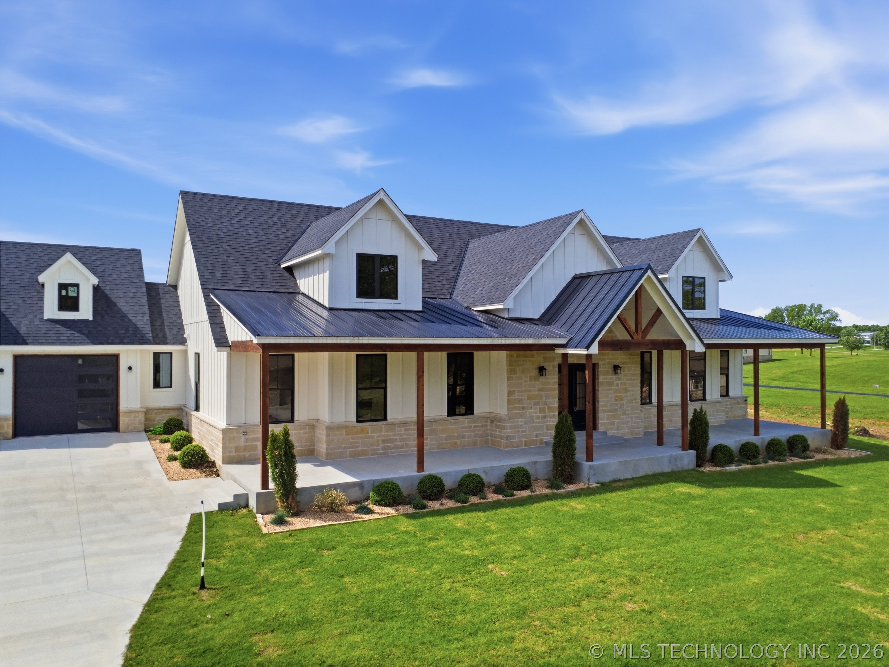 451679 Congressional Property Photo 4