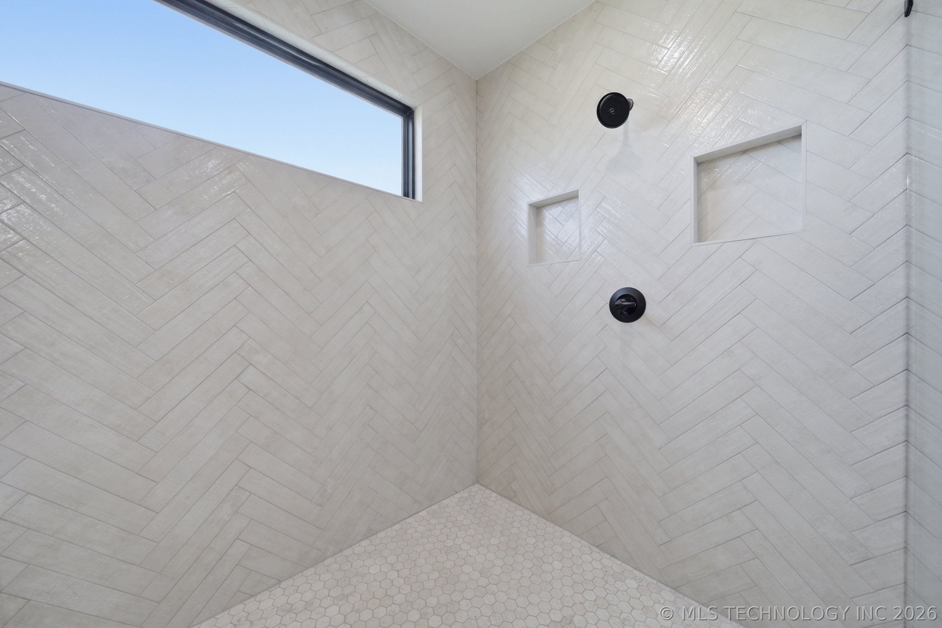 451679 Congressional Property Photo 34