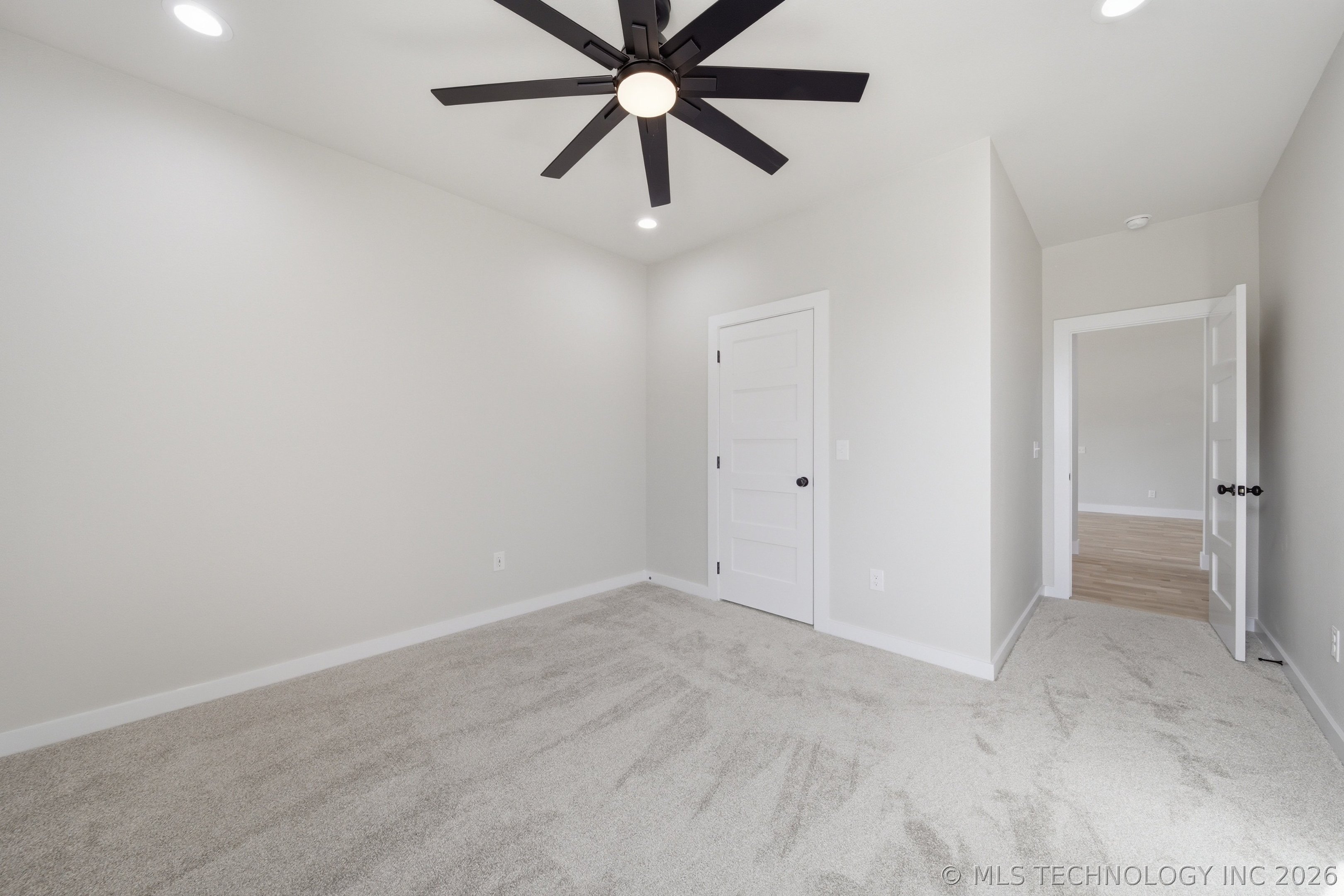 451679 Congressional Property Photo 38