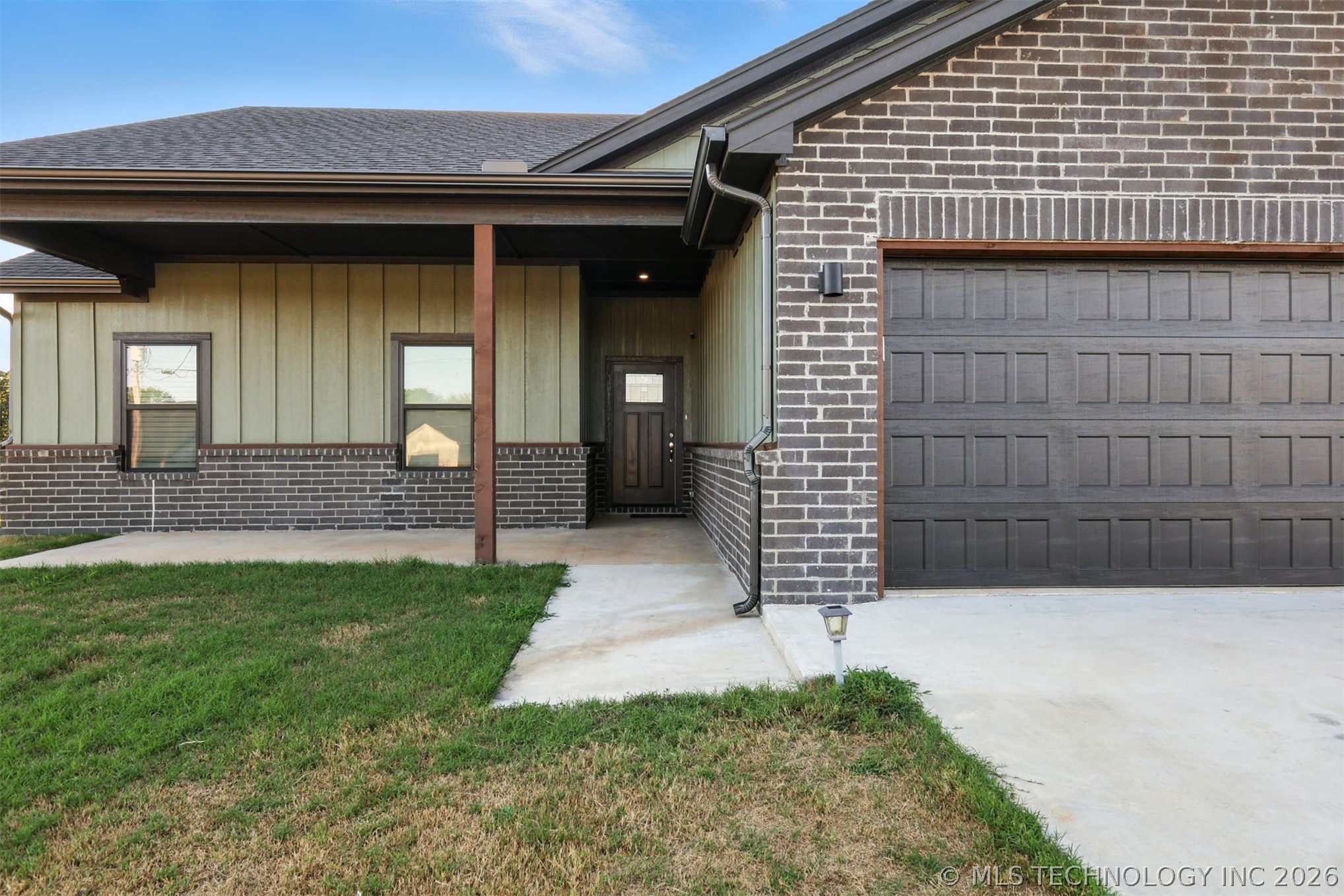 25079 S 519 Road Property Photo 4