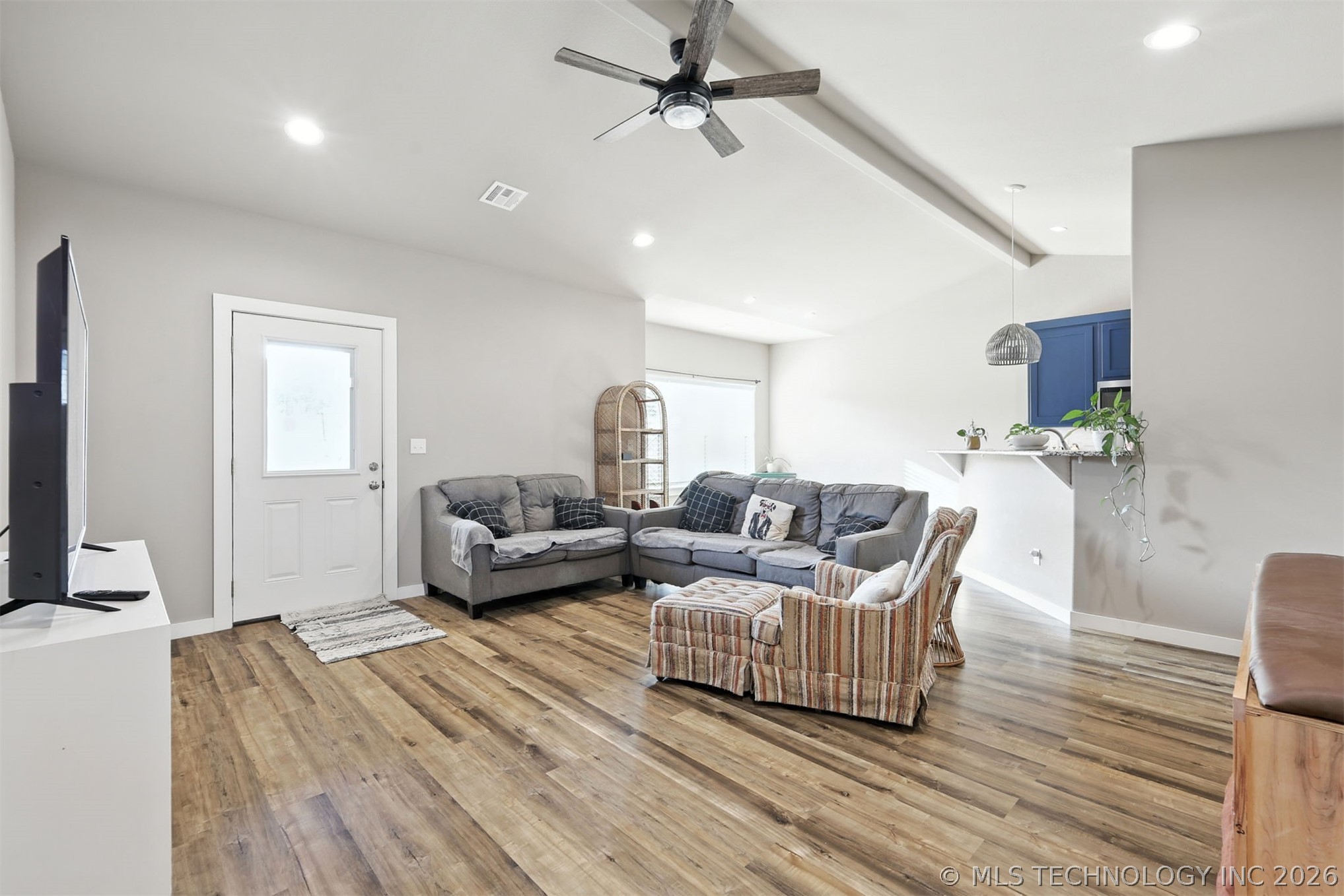 25079 S 519 Road Property Photo 6