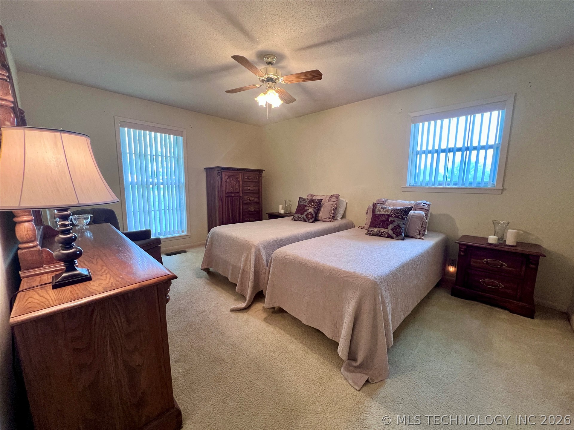 308 E Main Property Photo 16