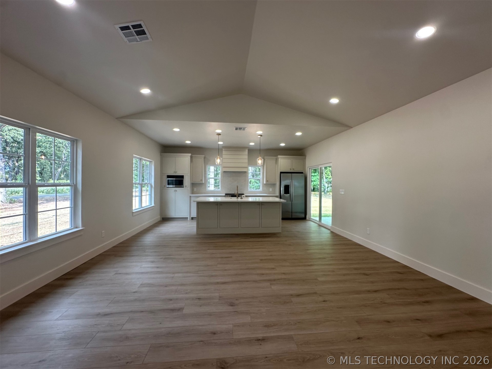 12195 Longboard Loop Property Photo 4