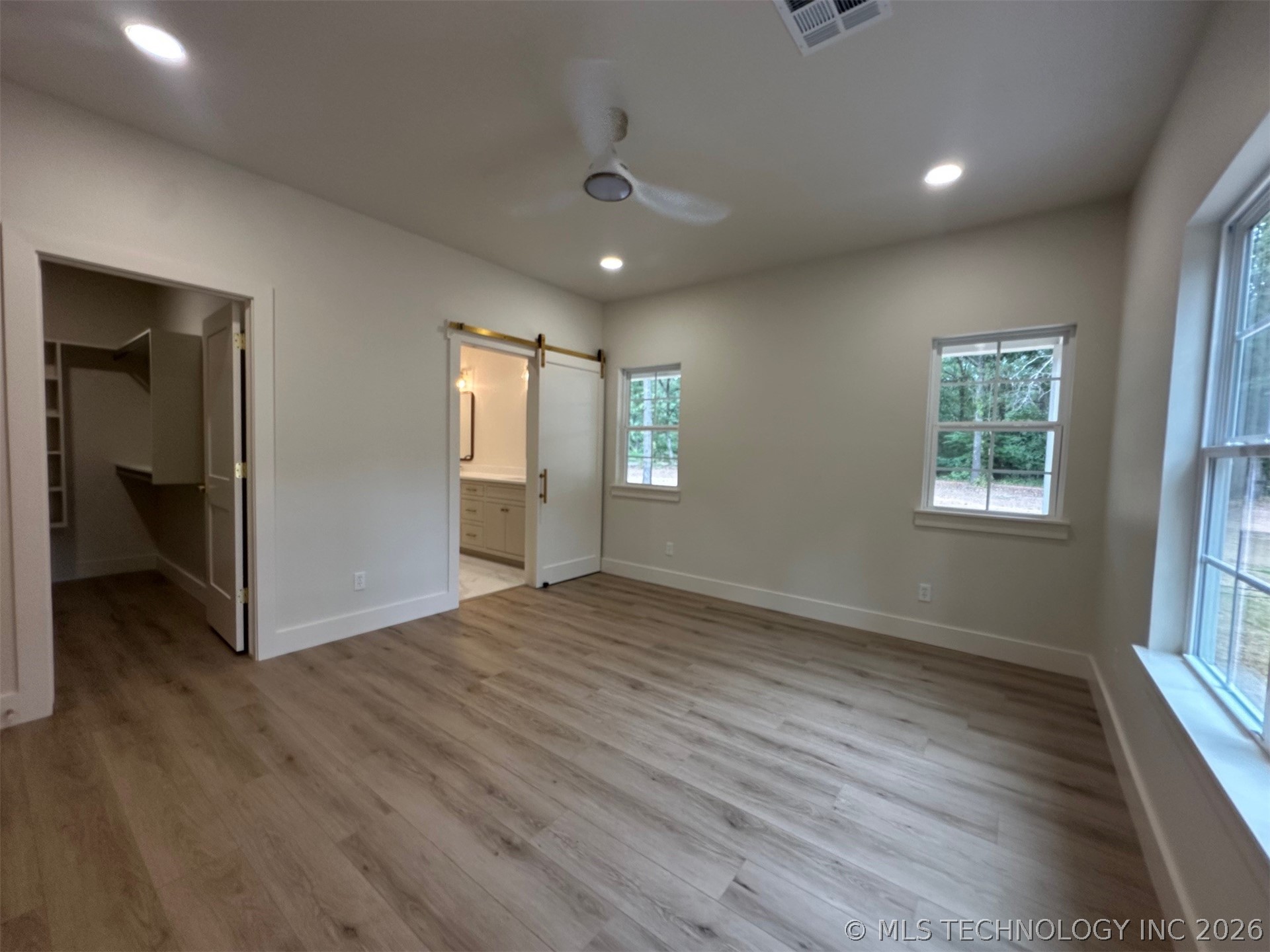 12195 Longboard Loop Property Photo 6