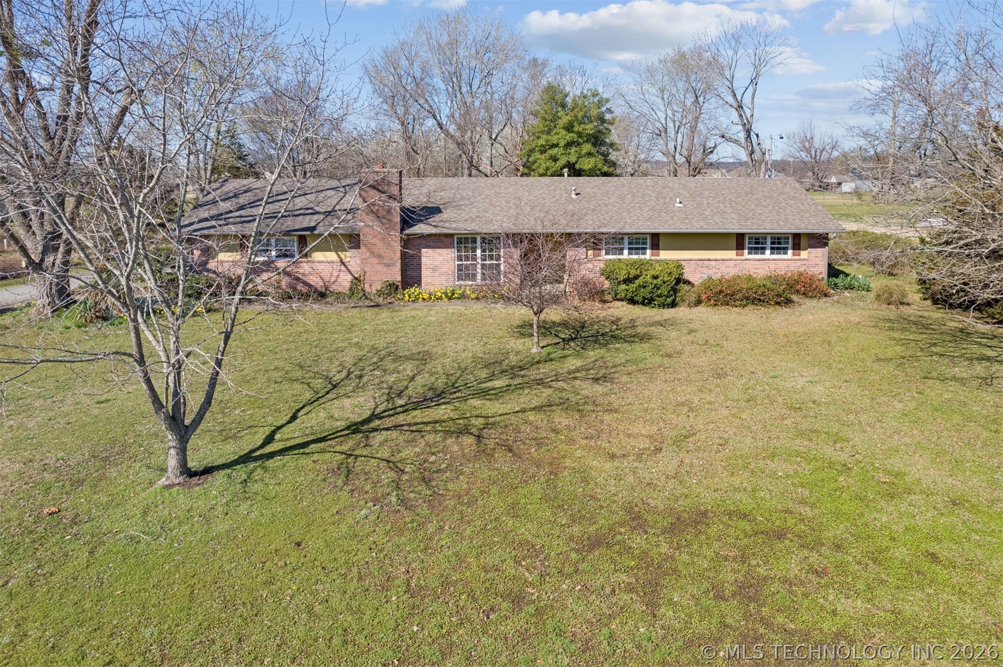20936 S Valley West Drive Property Photo 1