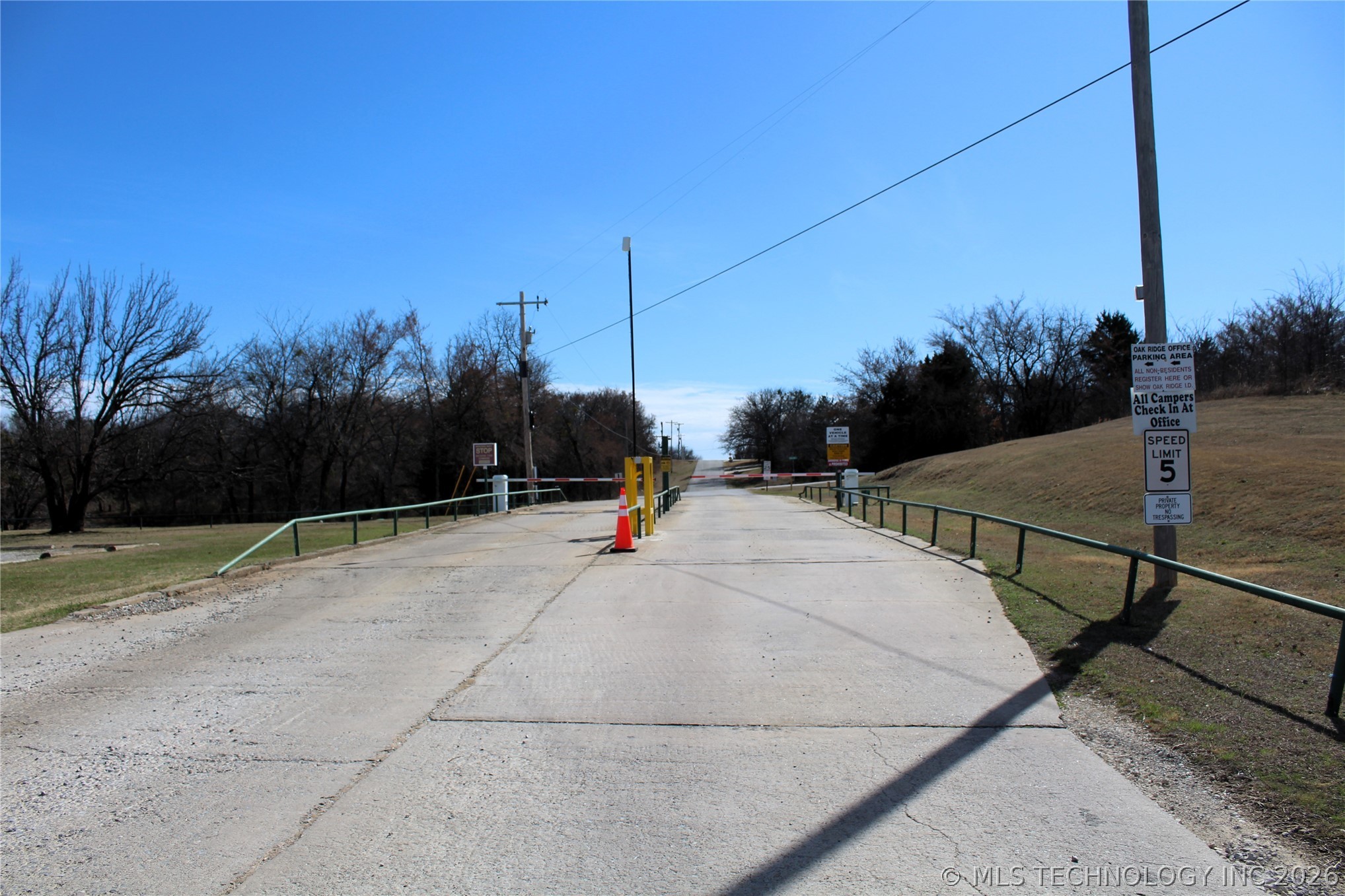 1901 River Oak Drive Property Photo 3