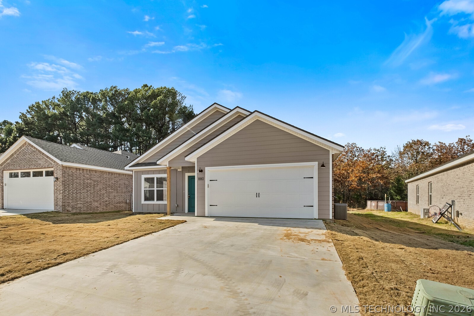 880 Snyder Springs Loop Property Photo 3