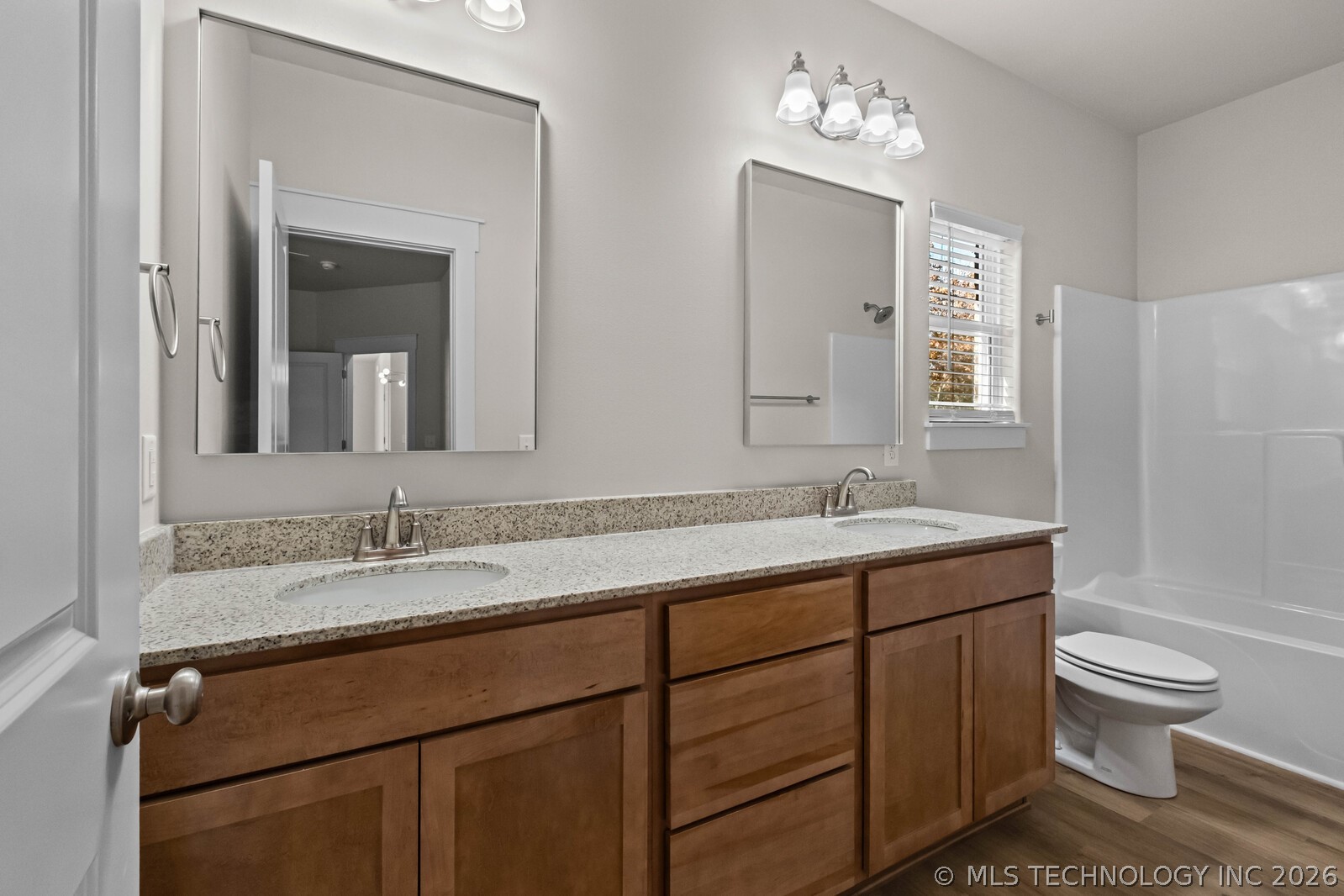 880 Snyder Springs Loop Property Photo 16