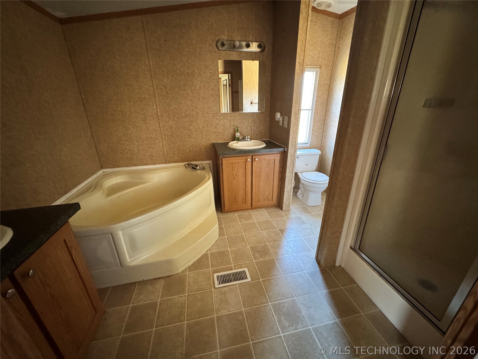 3452 E Blackjack Property Photo 8