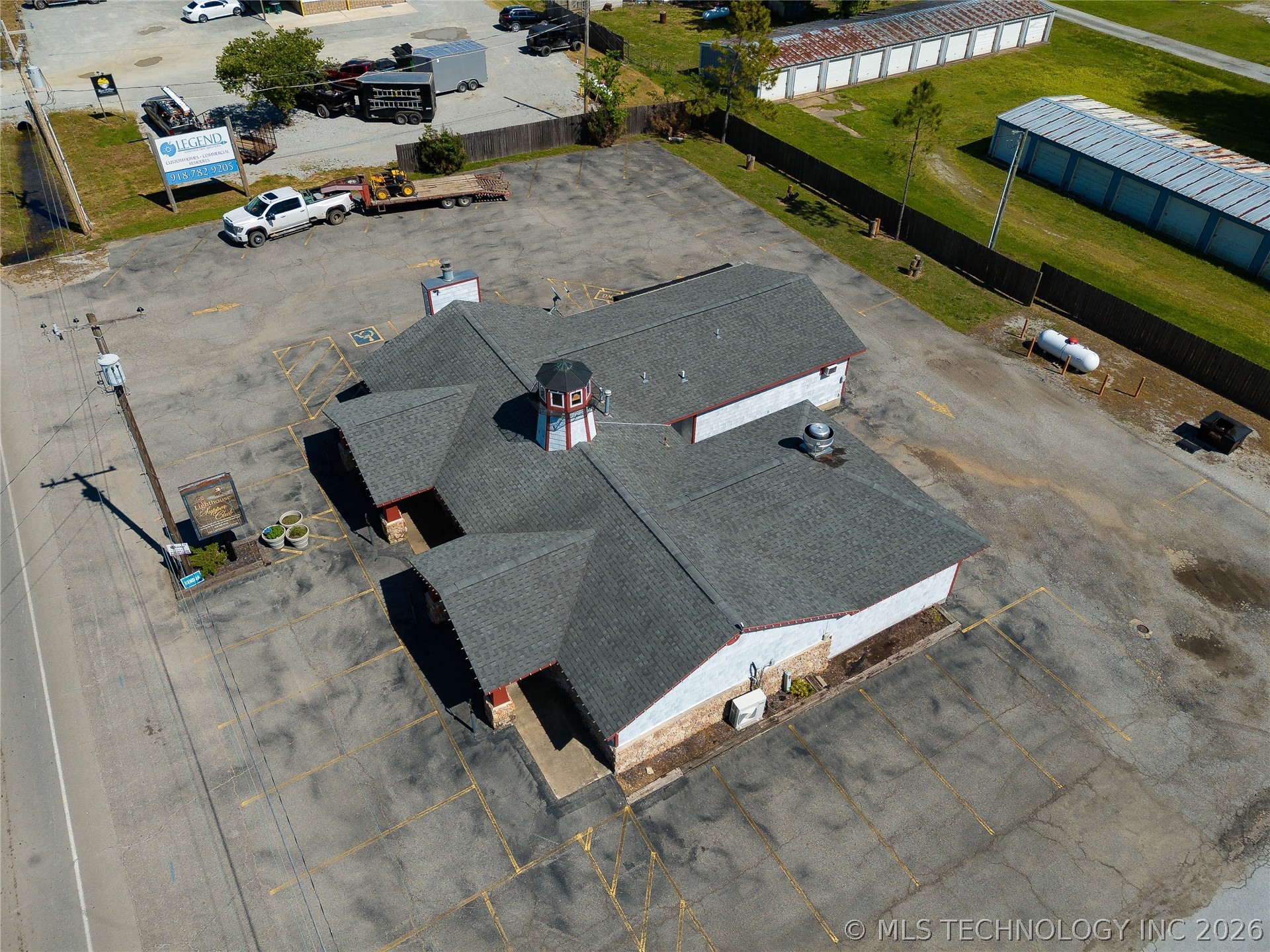 111 W Ketchum Avenue Property Photo 11