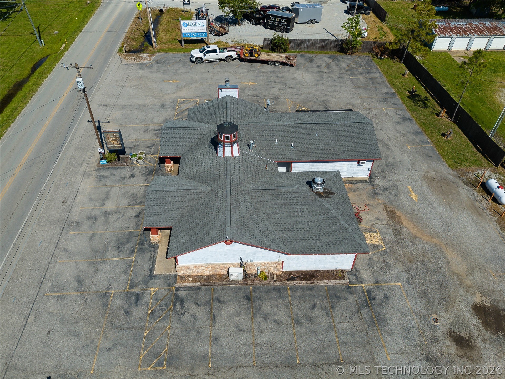111 W Ketchum Avenue Property Photo 14