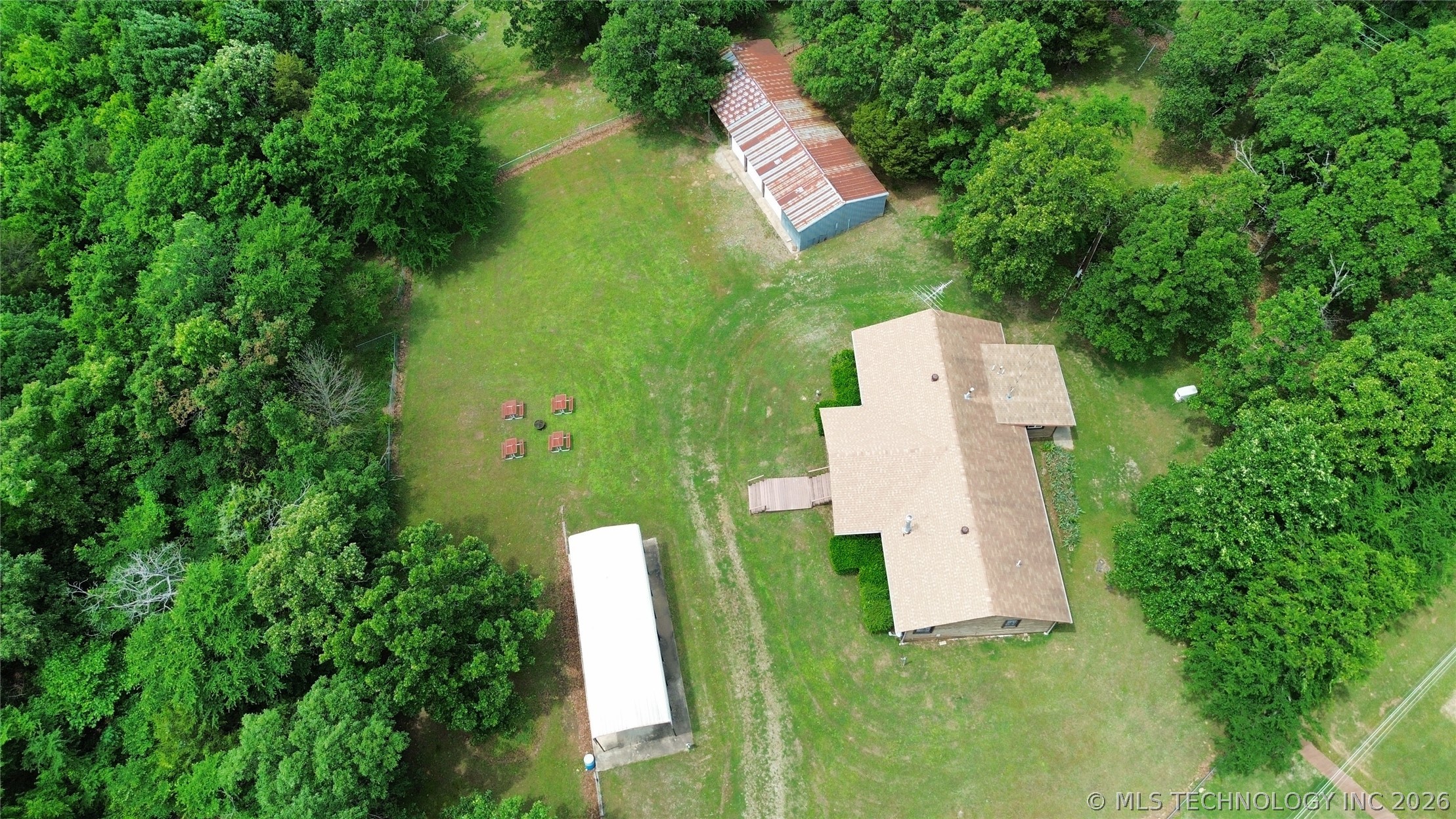 589 Mohawk Drive Property Photo 37