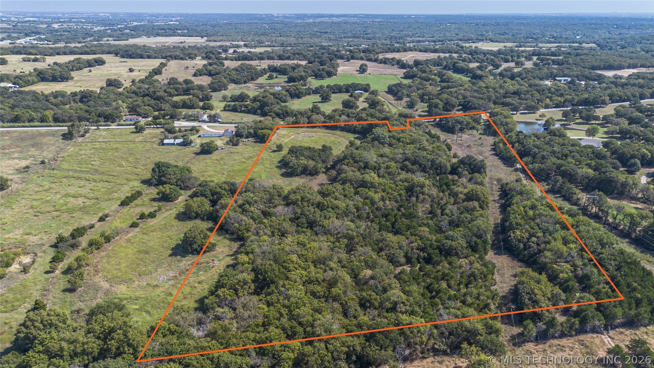 Chickasaw Trail Property Photo 1