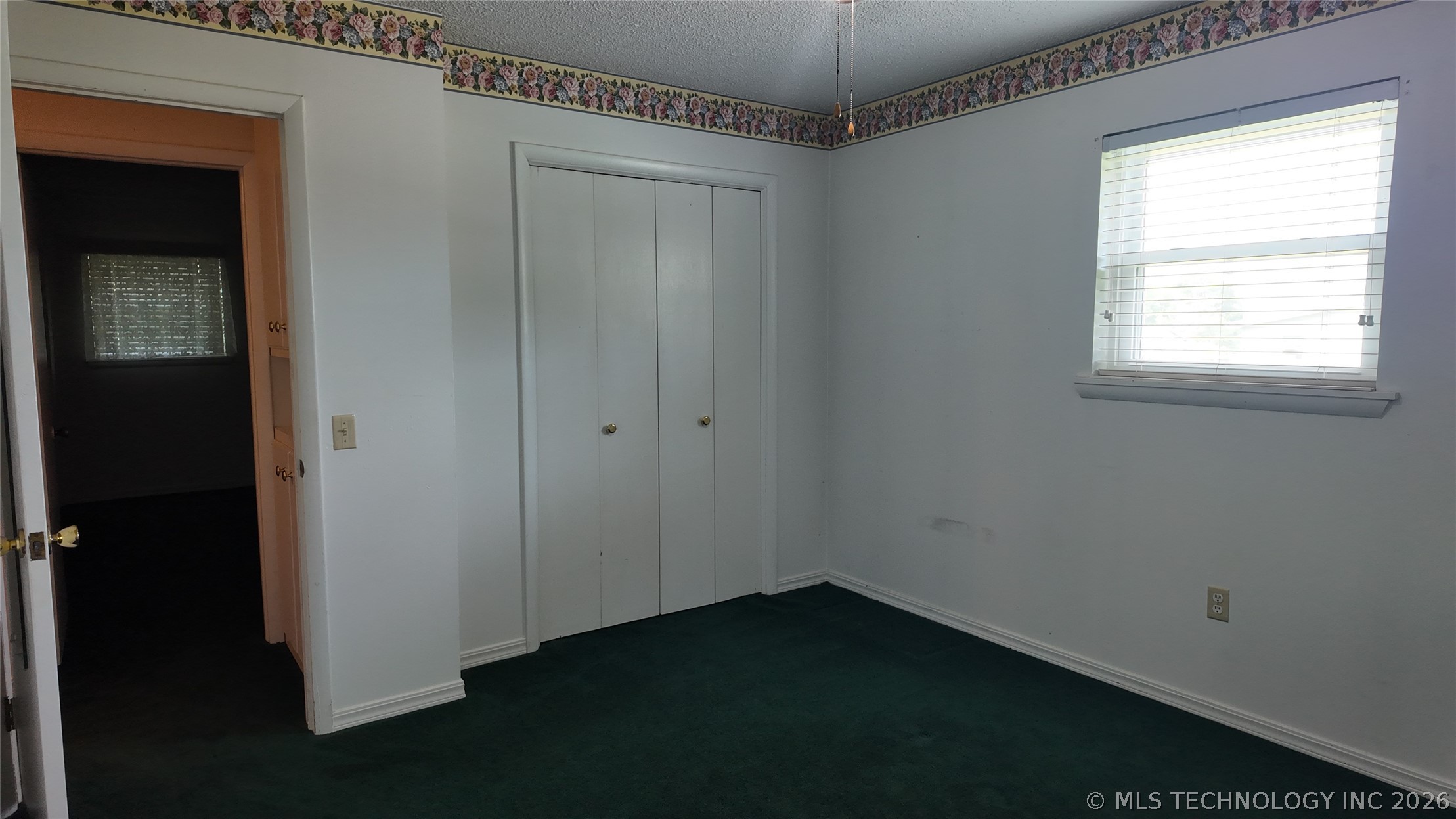 301 N County Line Property Photo 29