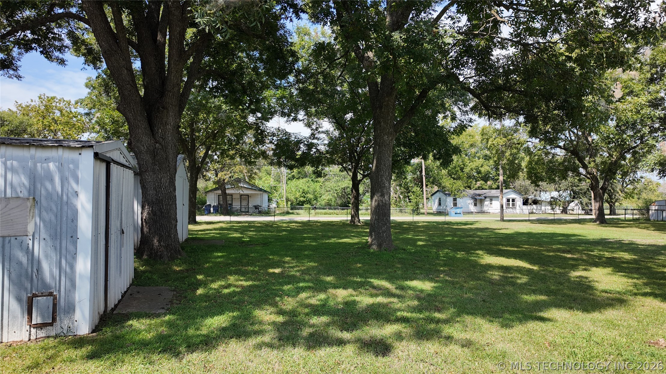 301 N County Line Property Photo 57