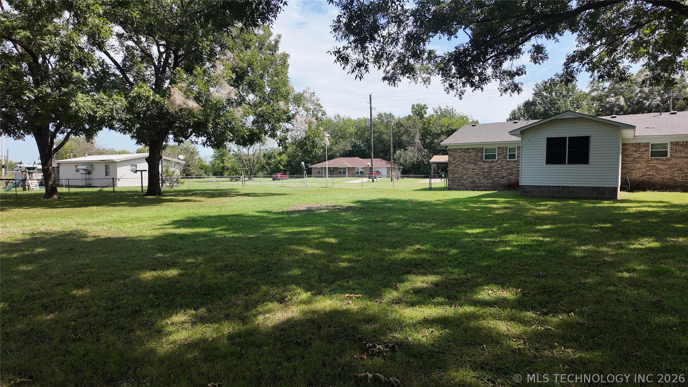 301 N County Line Property Photo 64