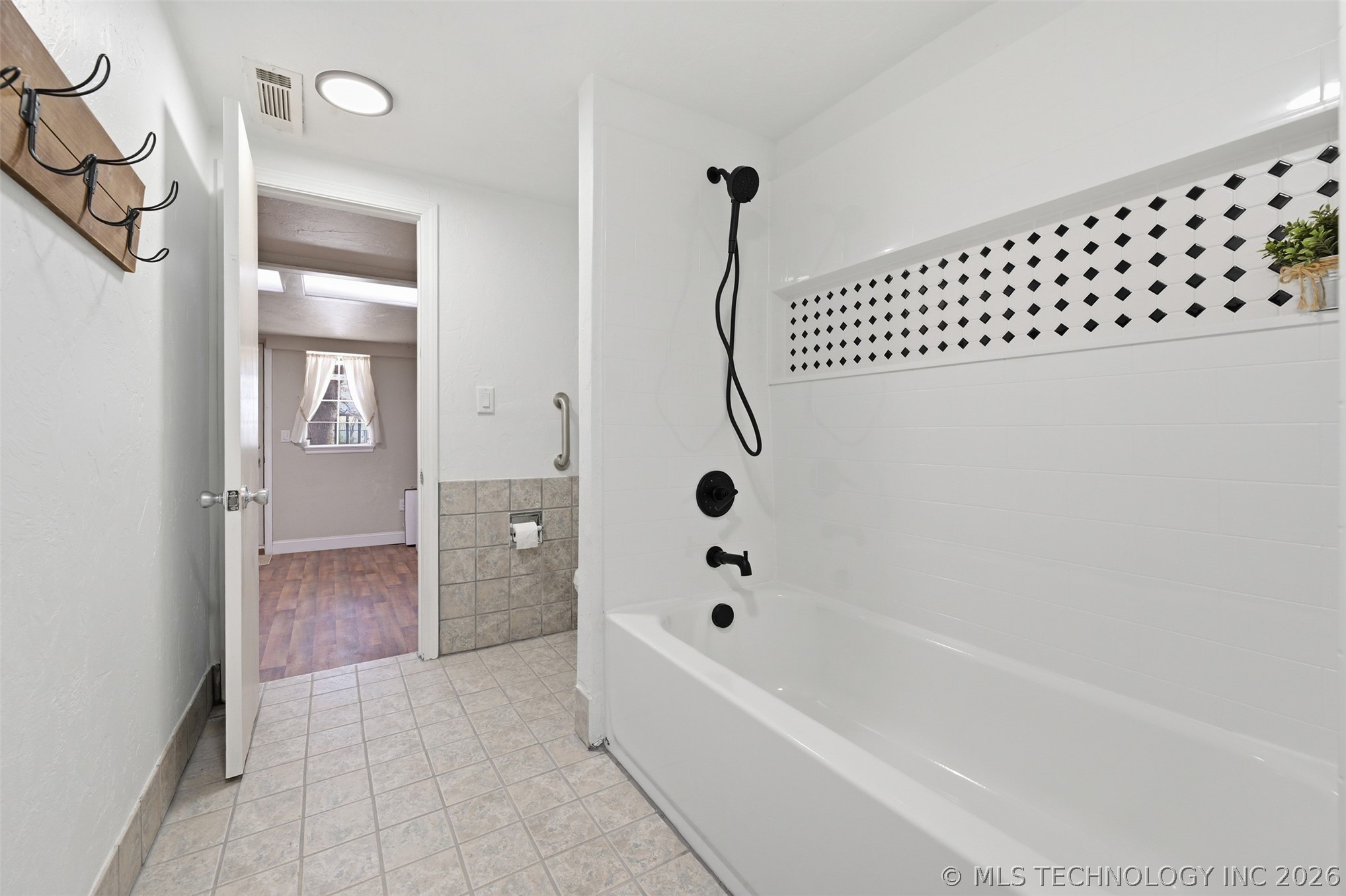 2676 Masters Property Photo 31
