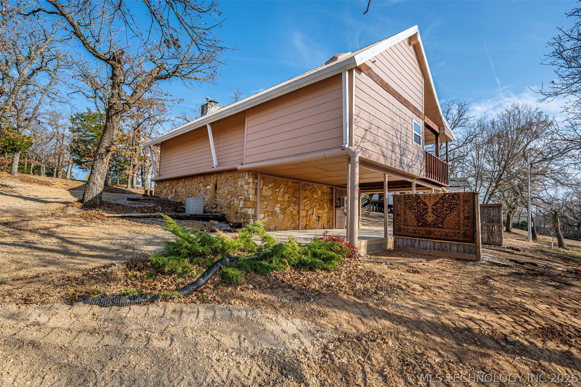 2676 Masters Property Photo 32