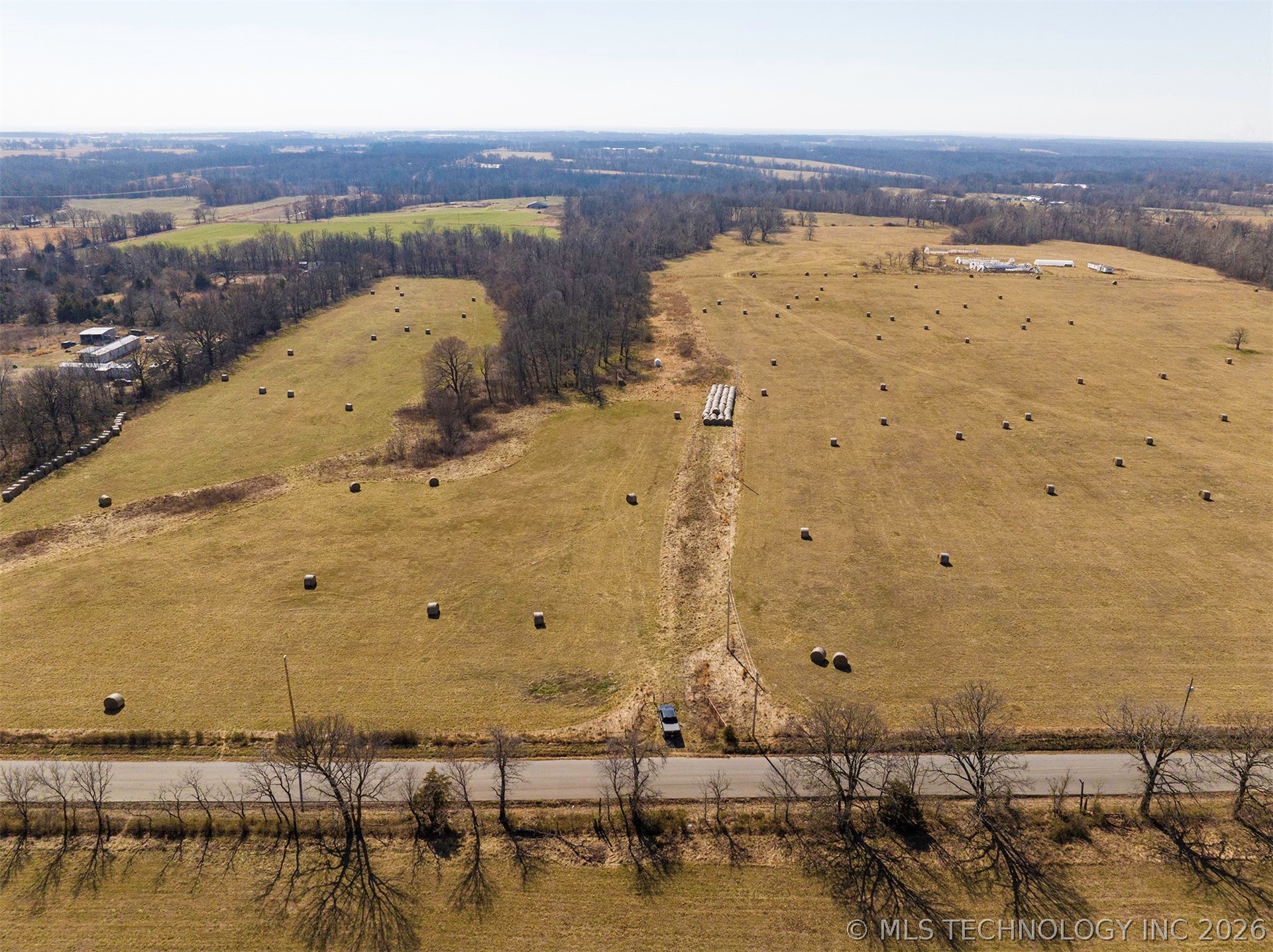 17583 E 390 Road Property Photo 12