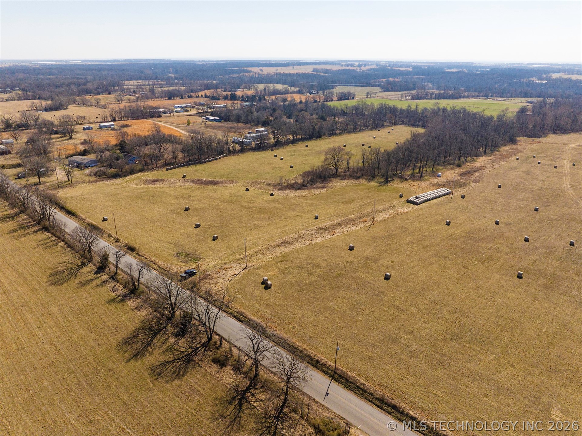 17583 E 390 Road Property Photo 14