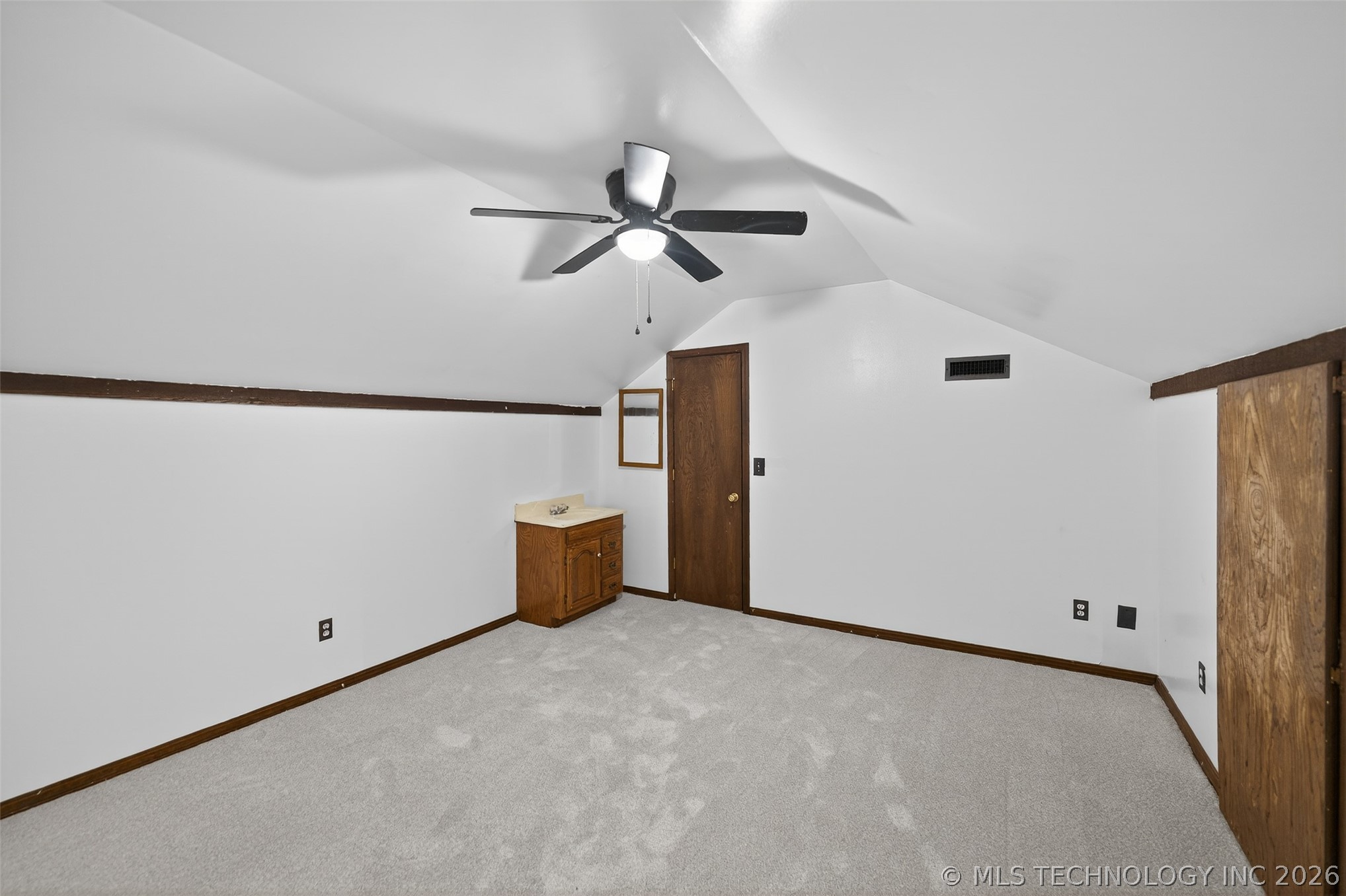 1408 S Veyda Street Property Photo 15