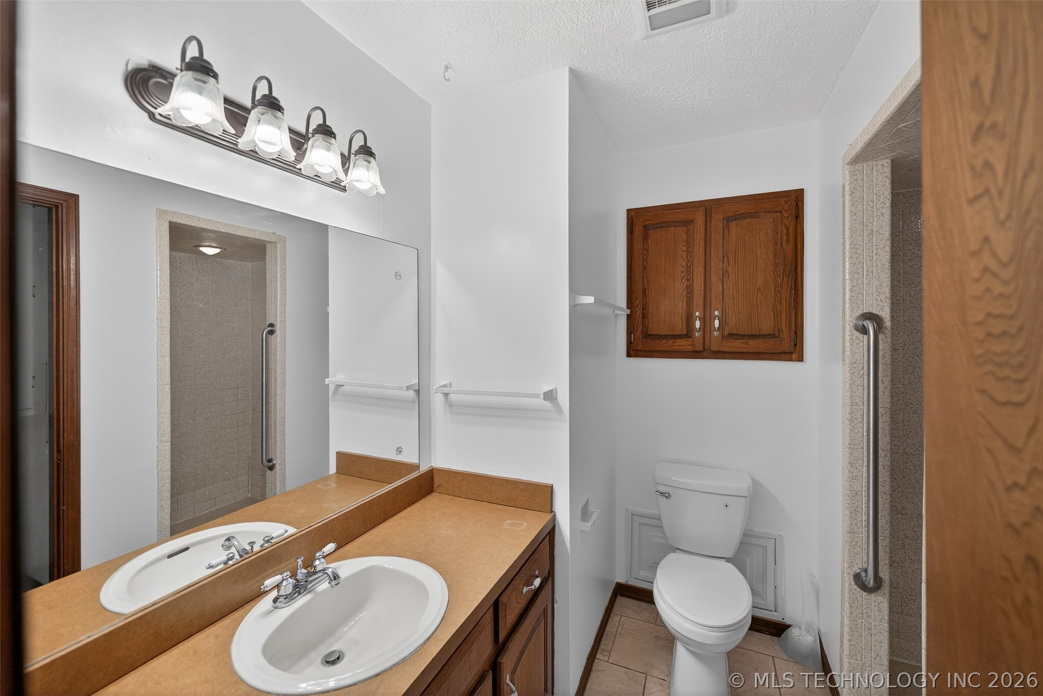 1408 S Veyda Street Property Photo 20
