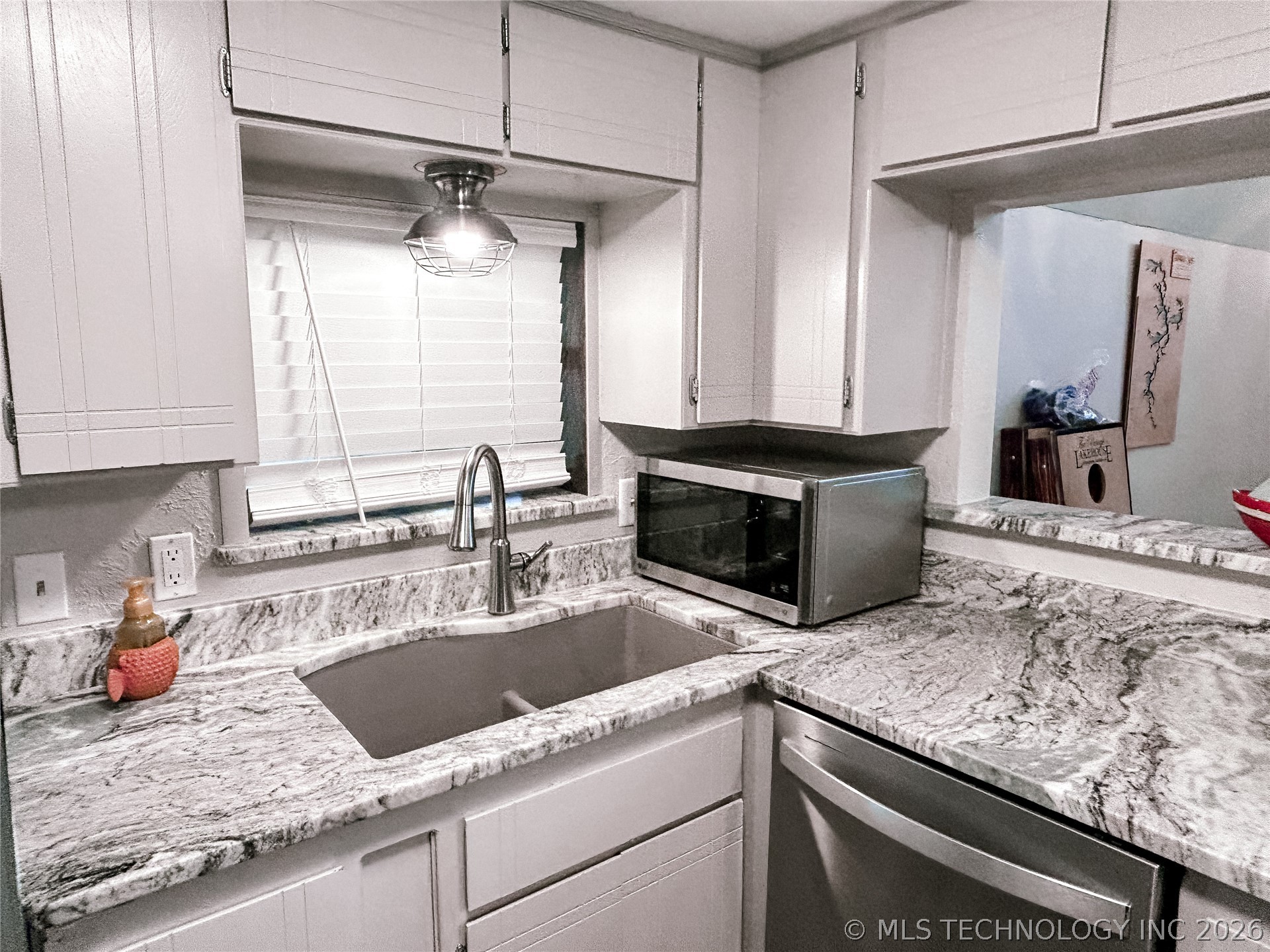 721 Mohawk Drive Property Photo 10
