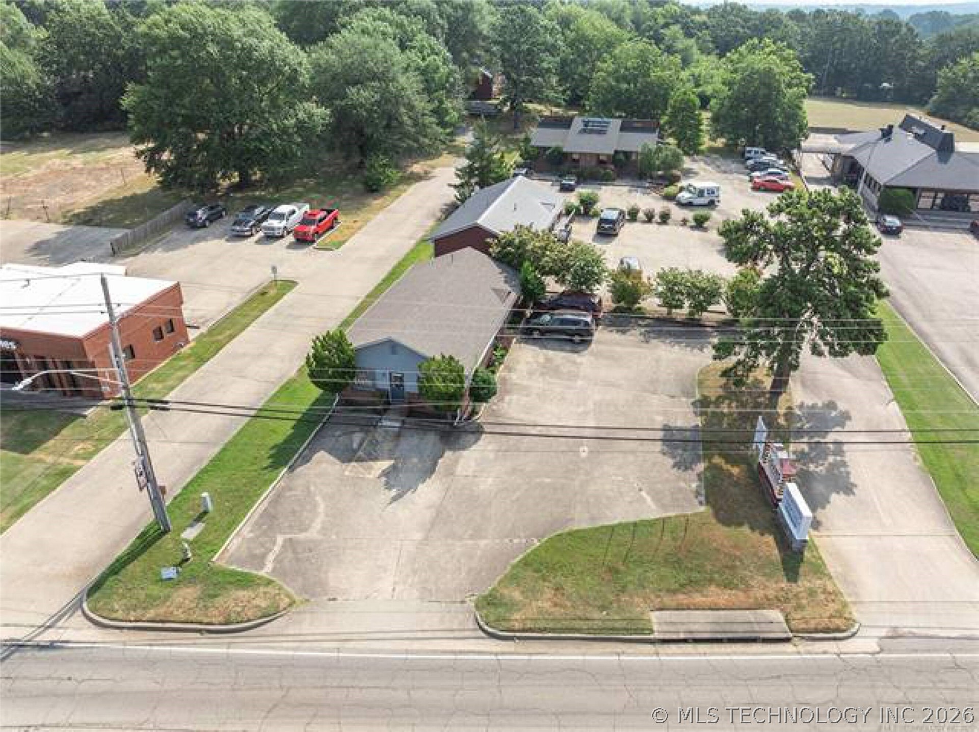 2104 N Broadway Street B Property Photo 5