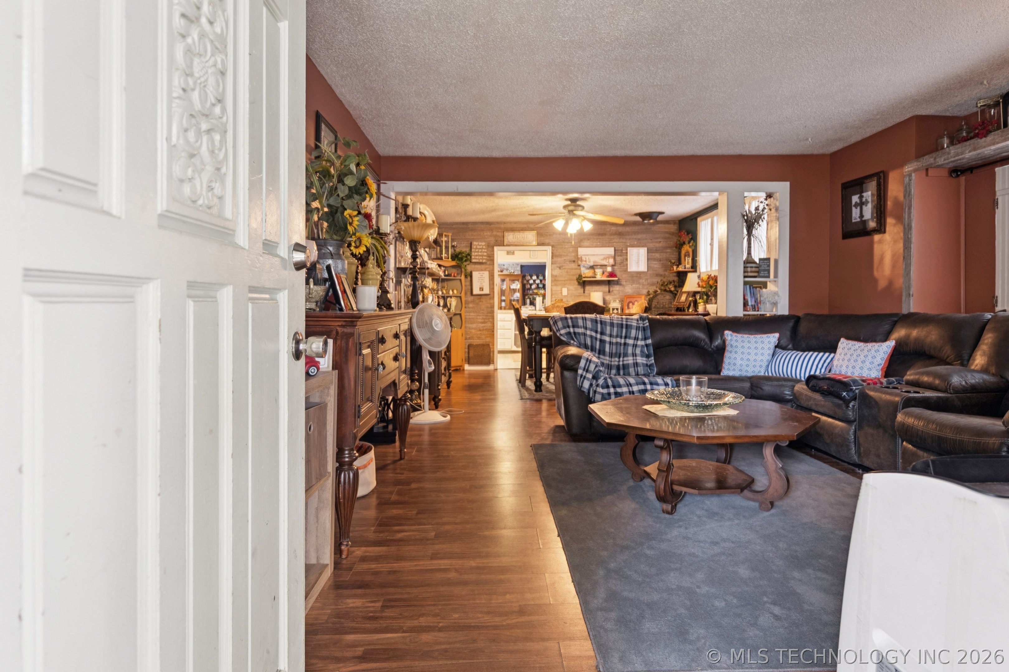 1615 Baltimore Avenue Property Photo 2