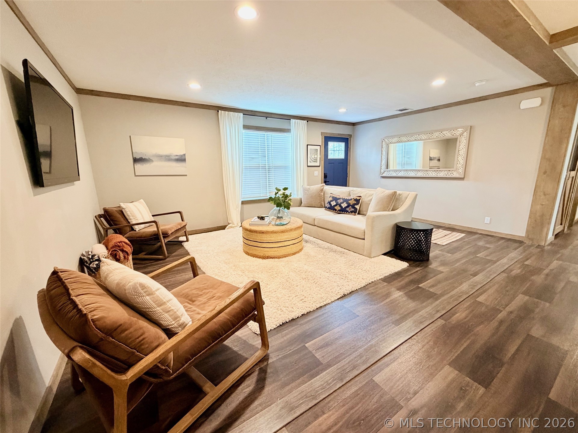 12060 Drew Avenue Property Photo 3
