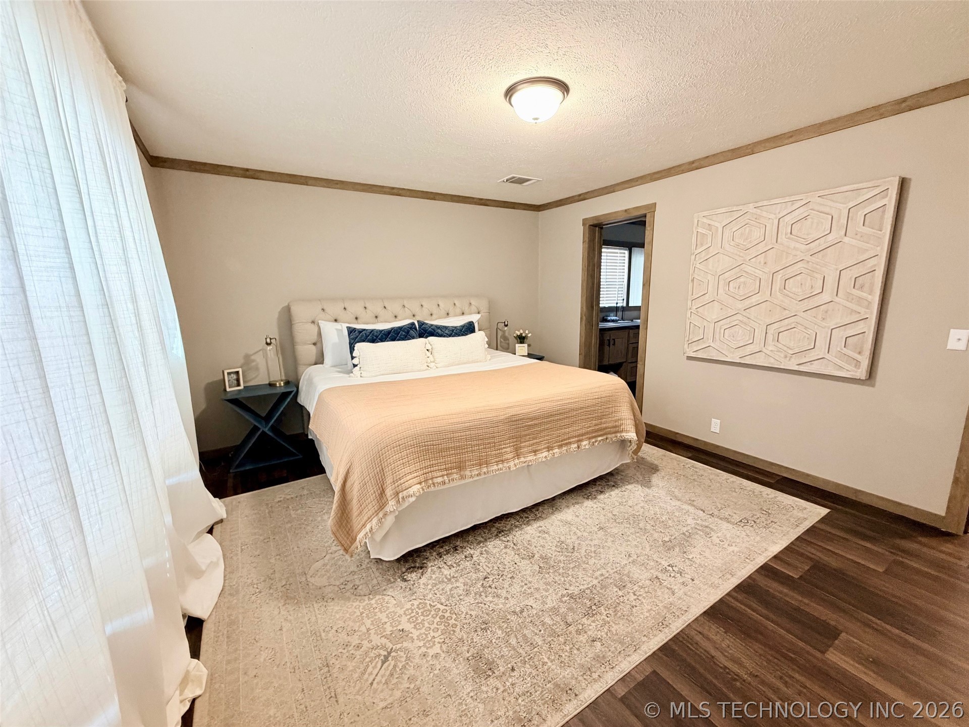 12060 Drew Avenue Property Photo 9