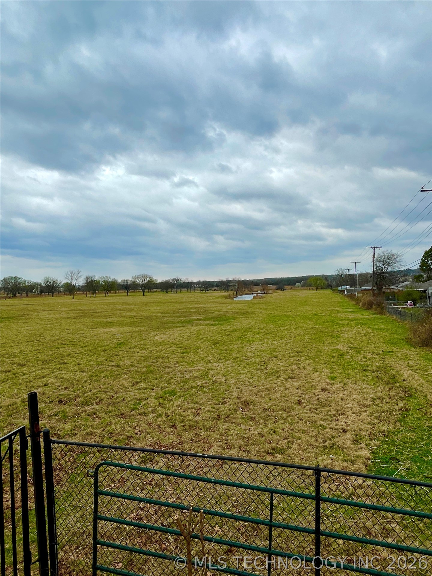 2608140 Property Photo 3