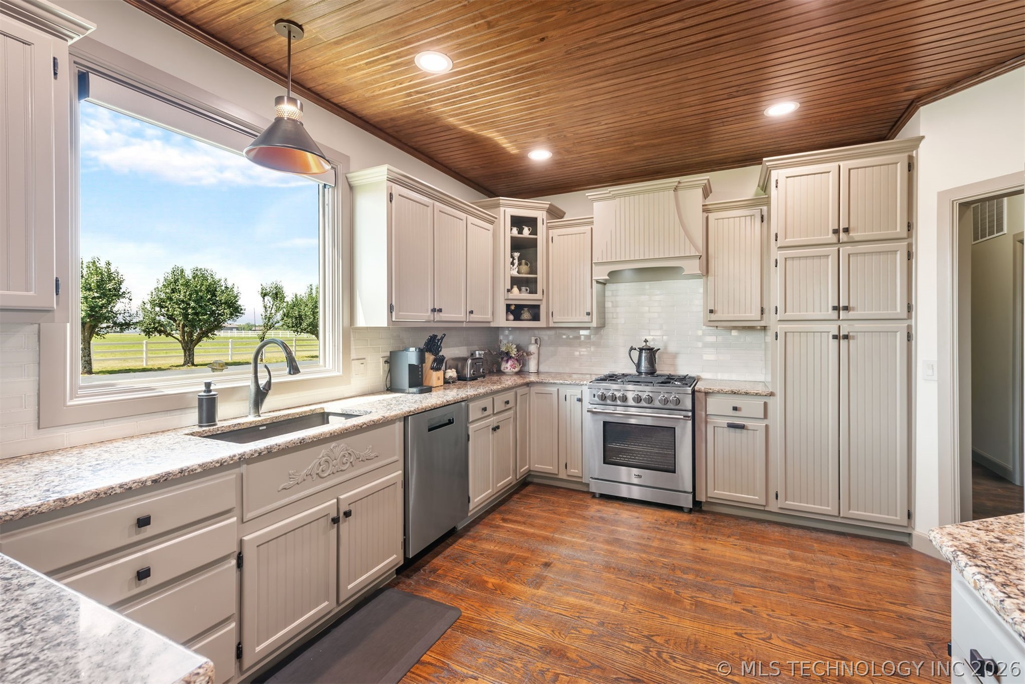 72878 S 230 Road Property Photo 12