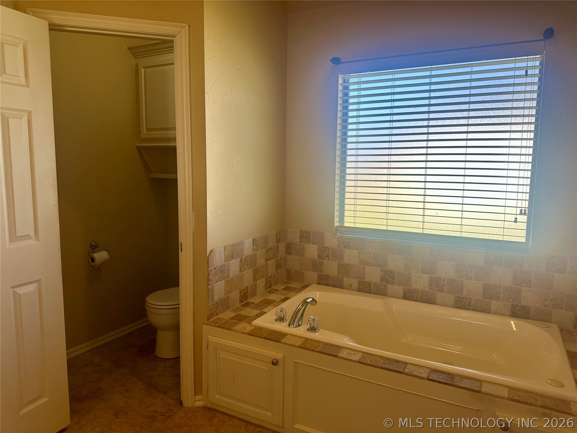 3021 Meagan Avenue Property Photo 11