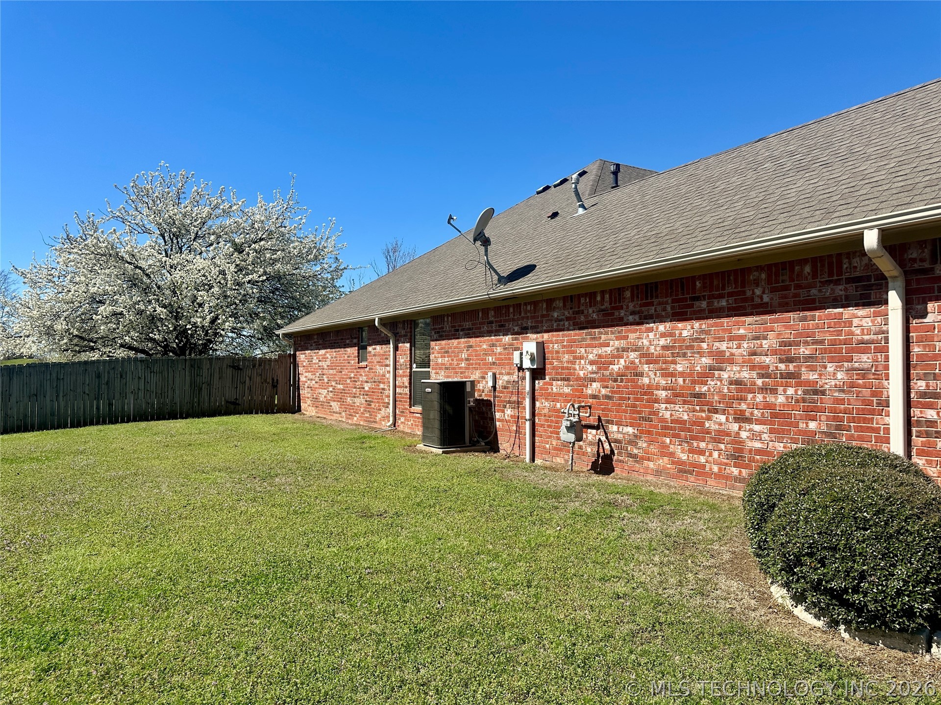 3021 Meagan Avenue Property Photo 56