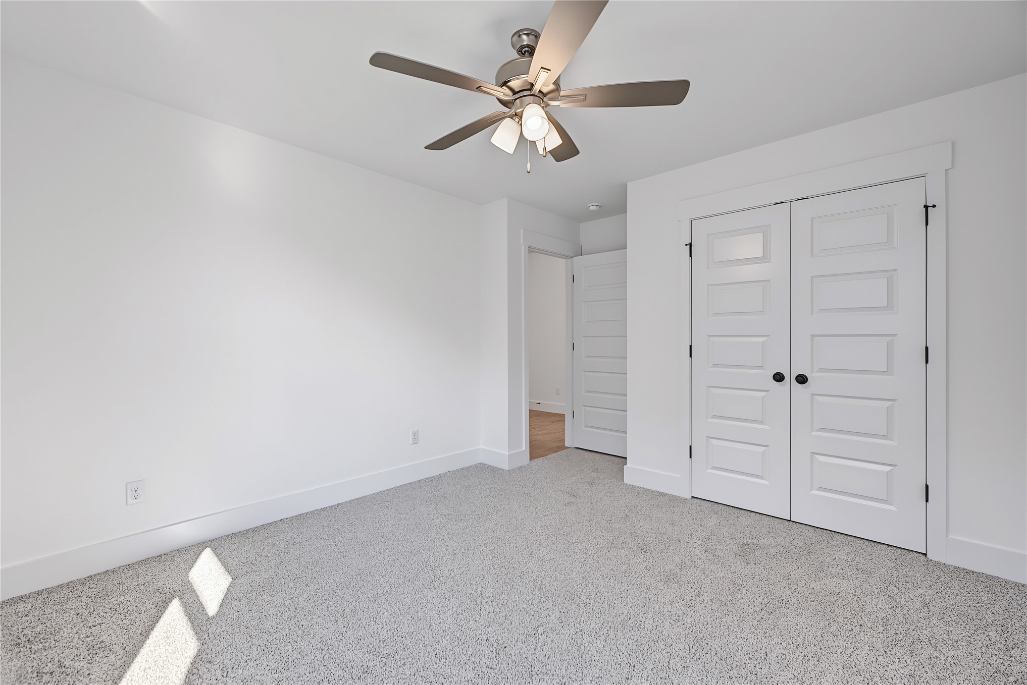 6101 N 30th Street Property Photo 10