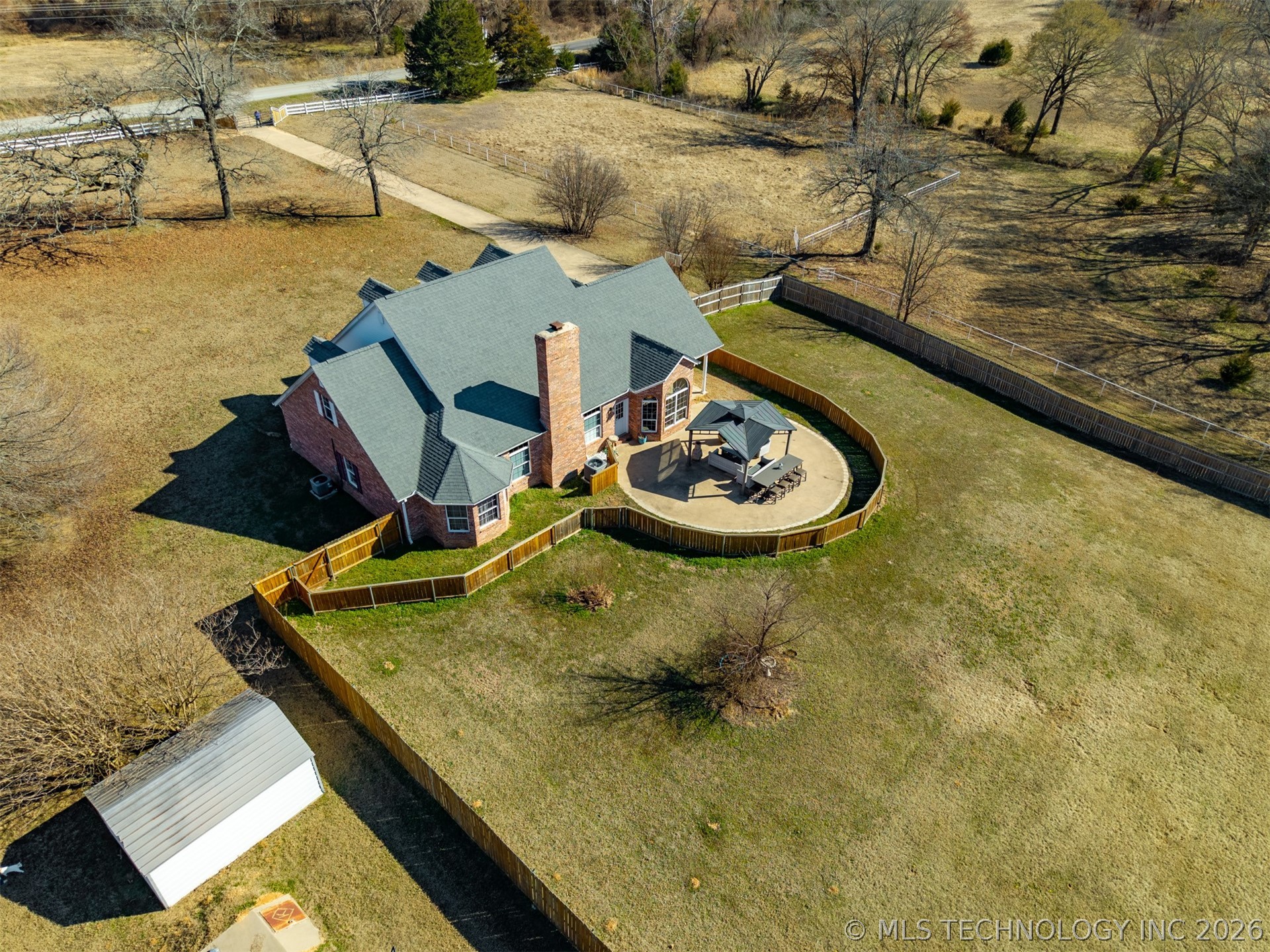 4321 S Bentley Road Property Photo 6