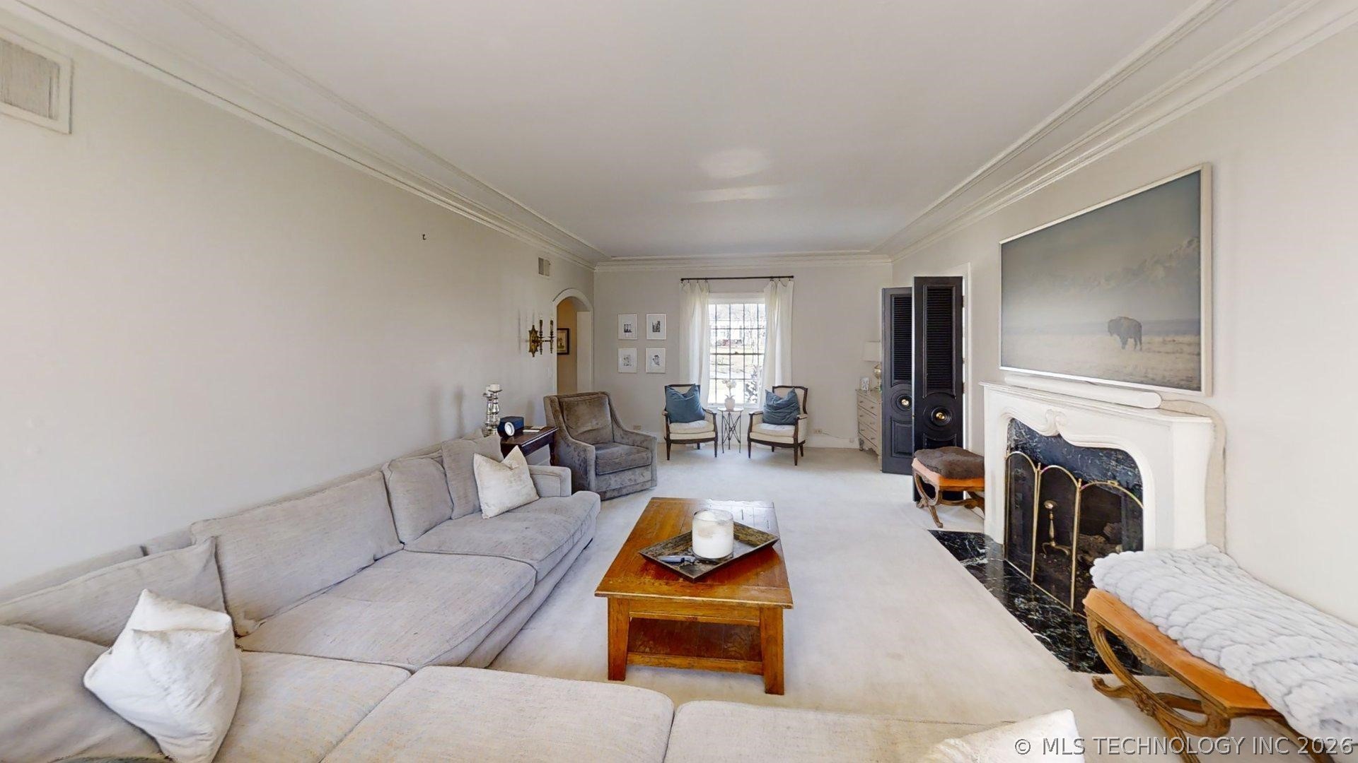 1620 Bixby Street Property Photo 6
