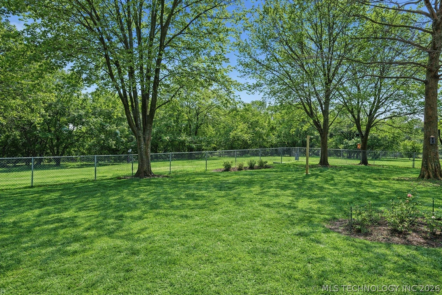 559 E 4th Street Property Photo 26