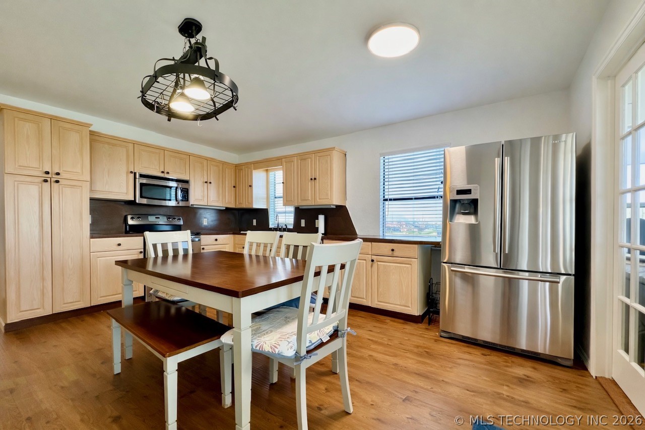 8128 Hwy 70b Property Photo 6