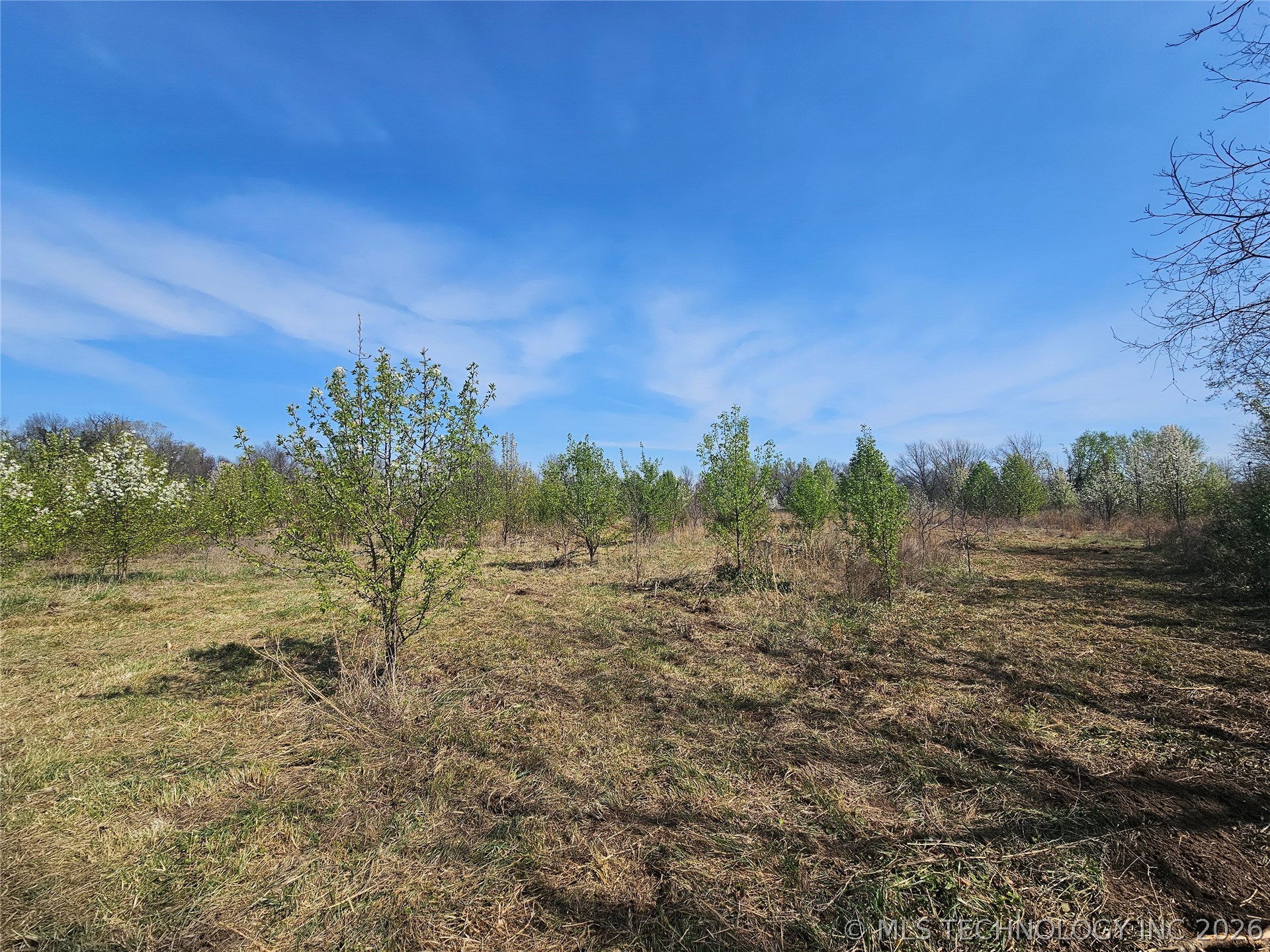 2 E 500 Road Property Photo 1