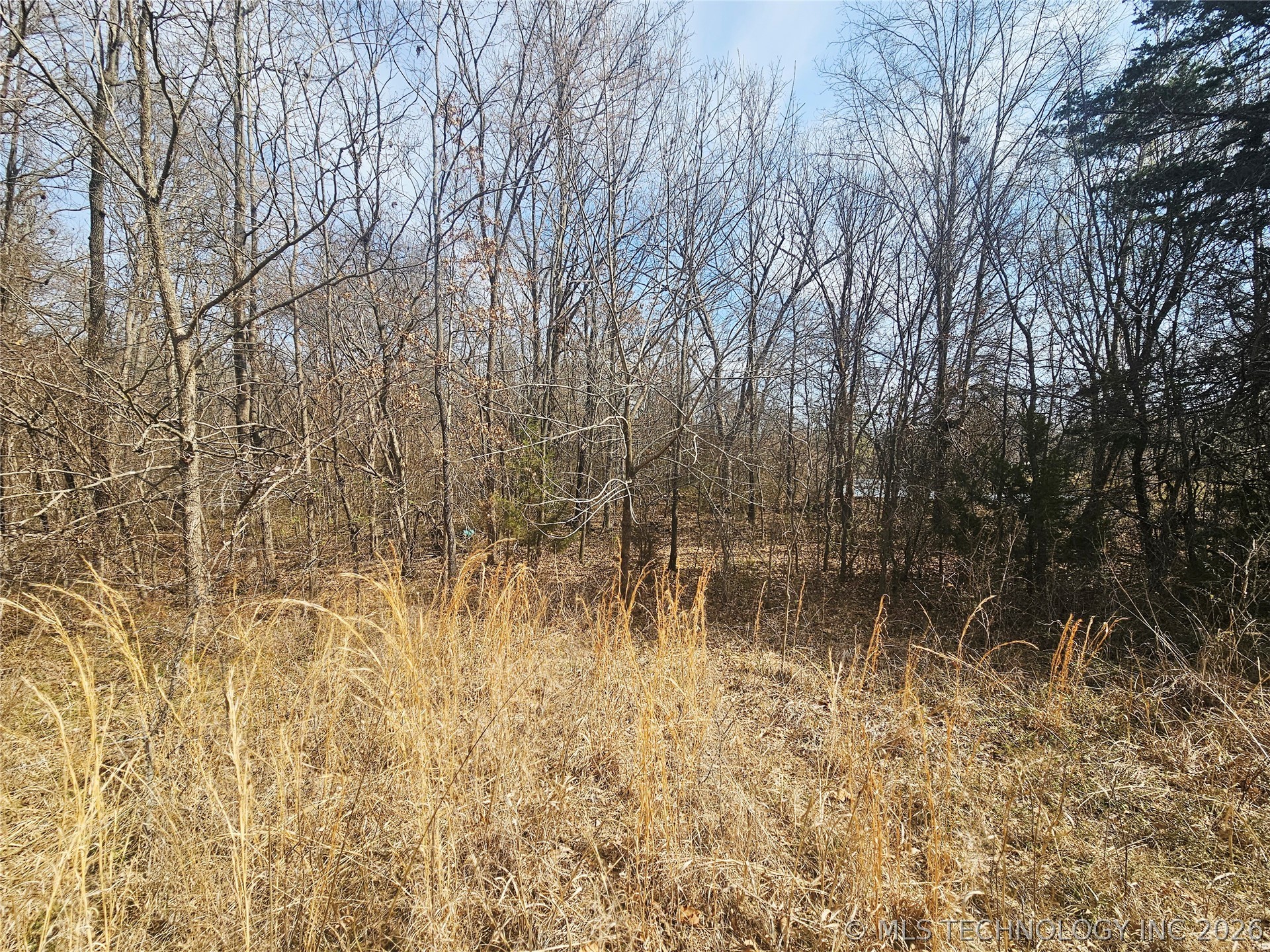 4 E 500 Road Property Photo 5