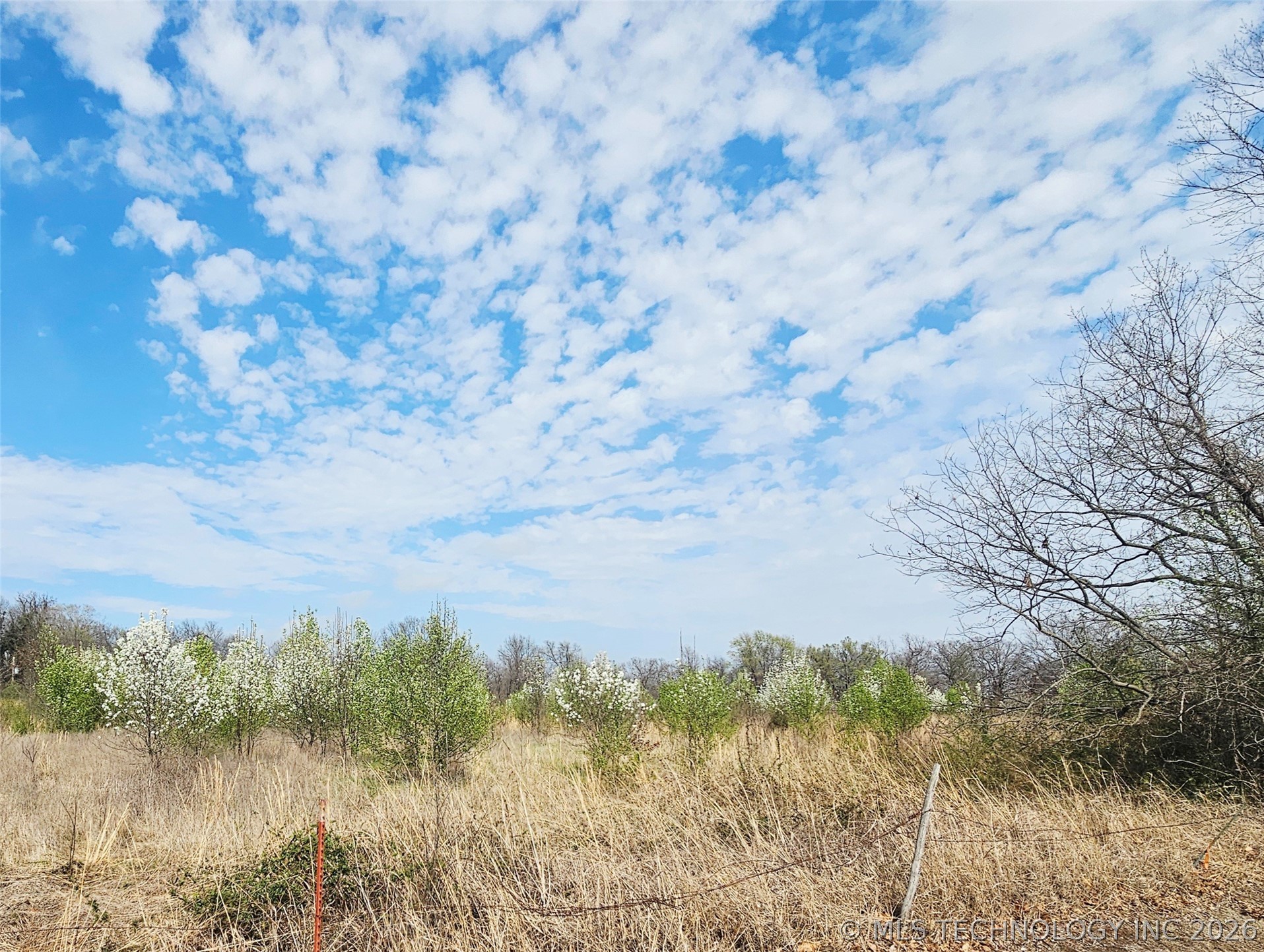 4 E 500 Road Property Photo 8