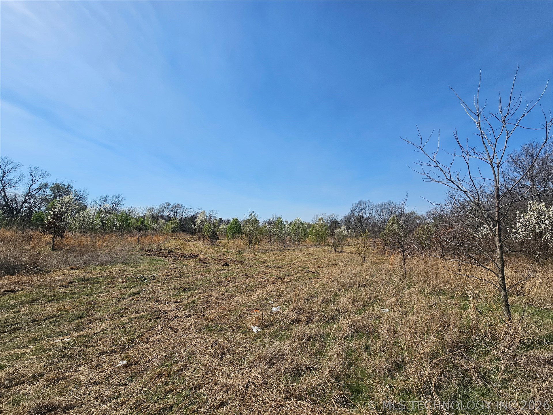 4 E 500 Road Property Photo 12