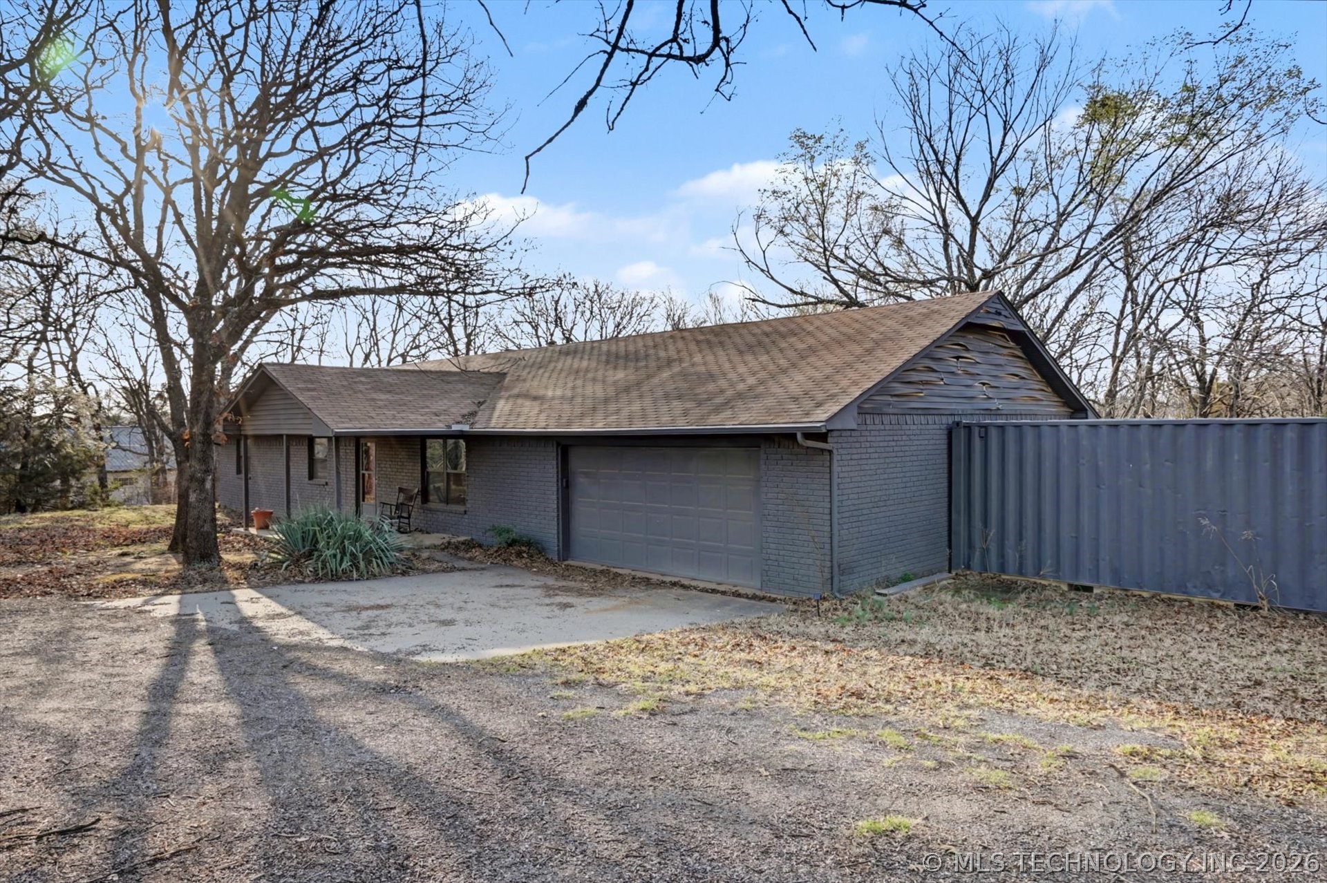 13736 W Teel Road Property Photo 3