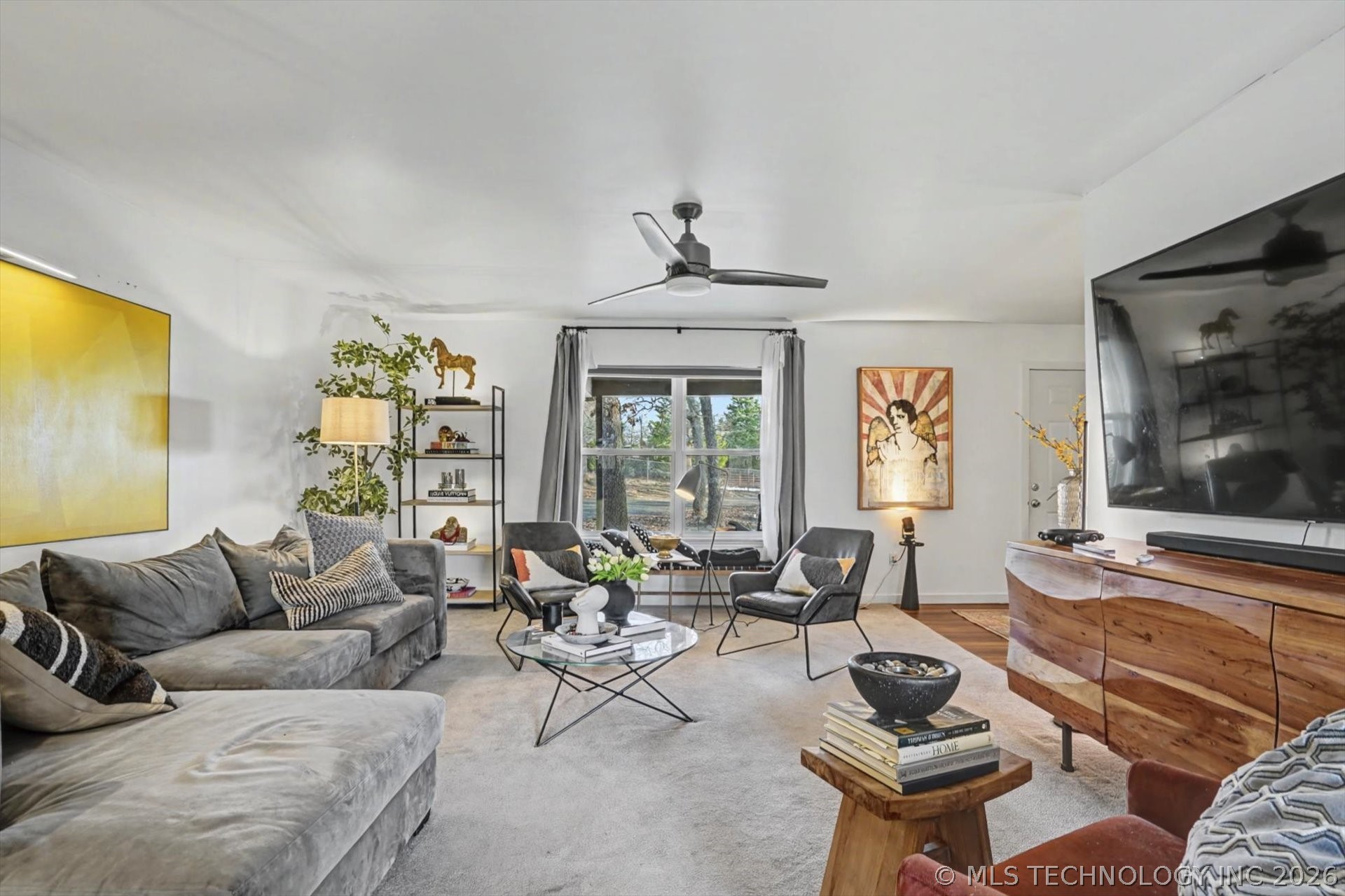 13736 W Teel Road Property Photo 8