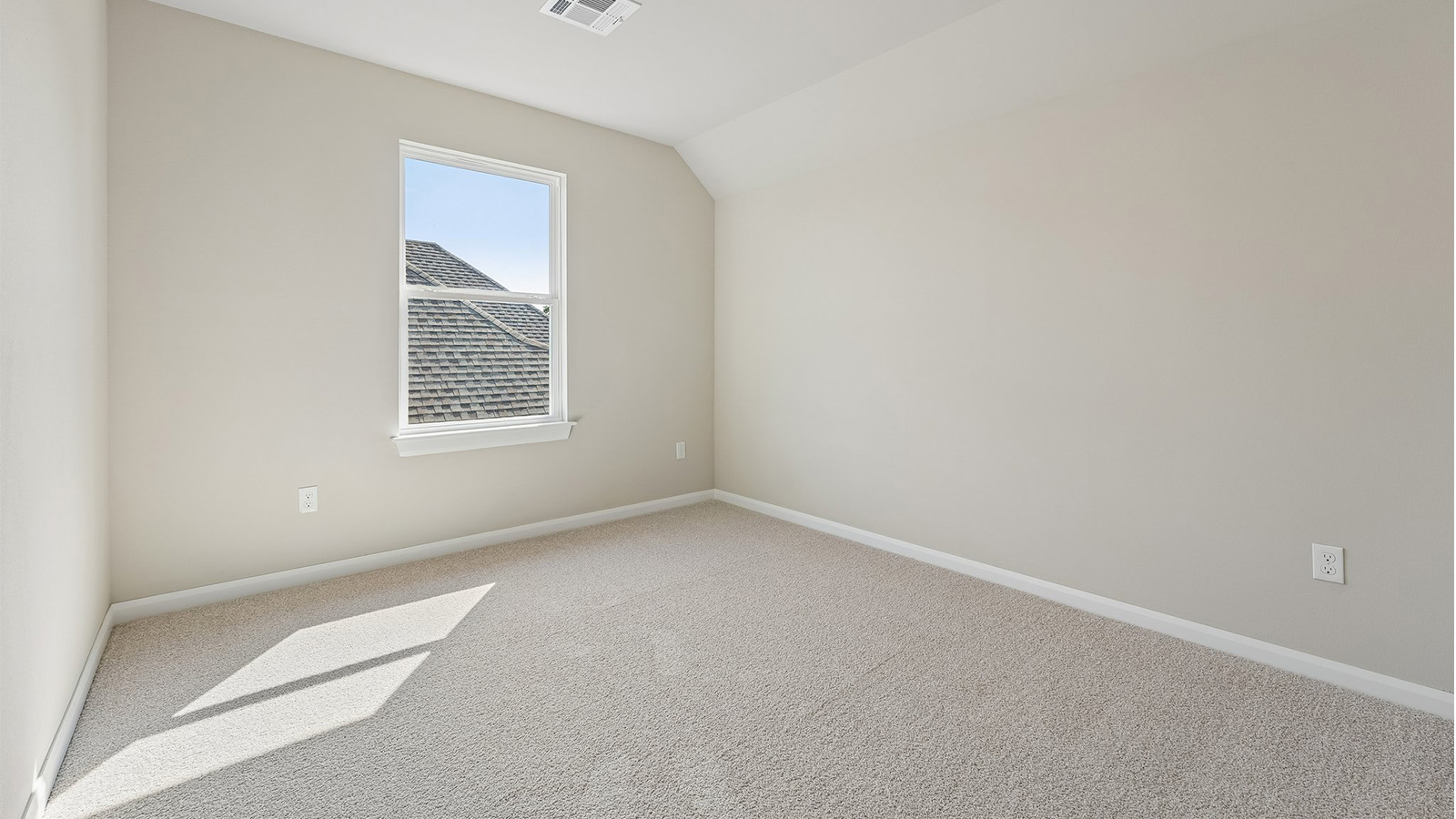 714 W 83rd Street S Property Photo 18