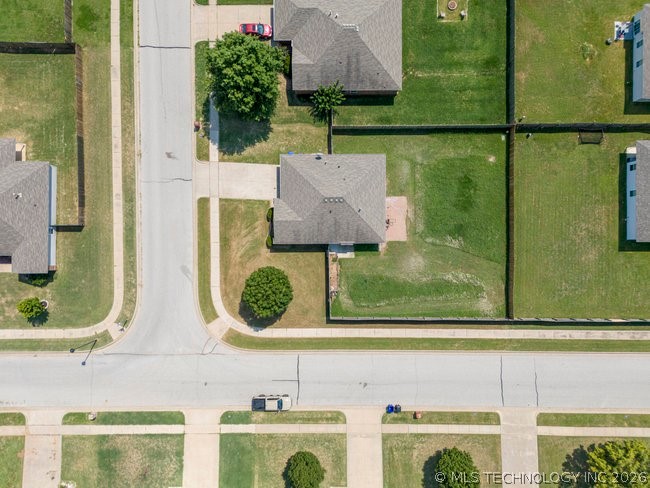 7210 S Fir Place Property Photo 12
