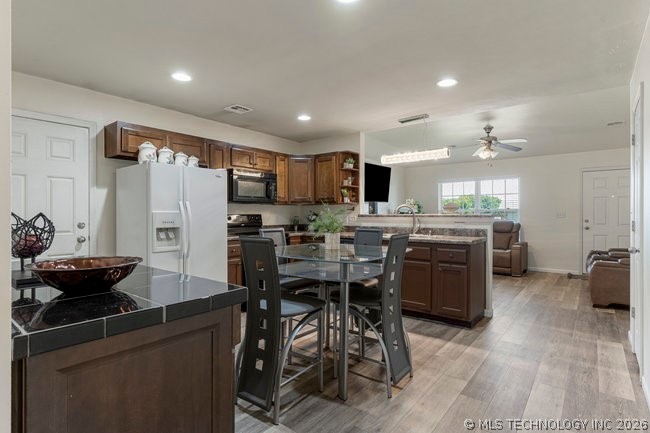 7210 S Fir Place Property Photo 26